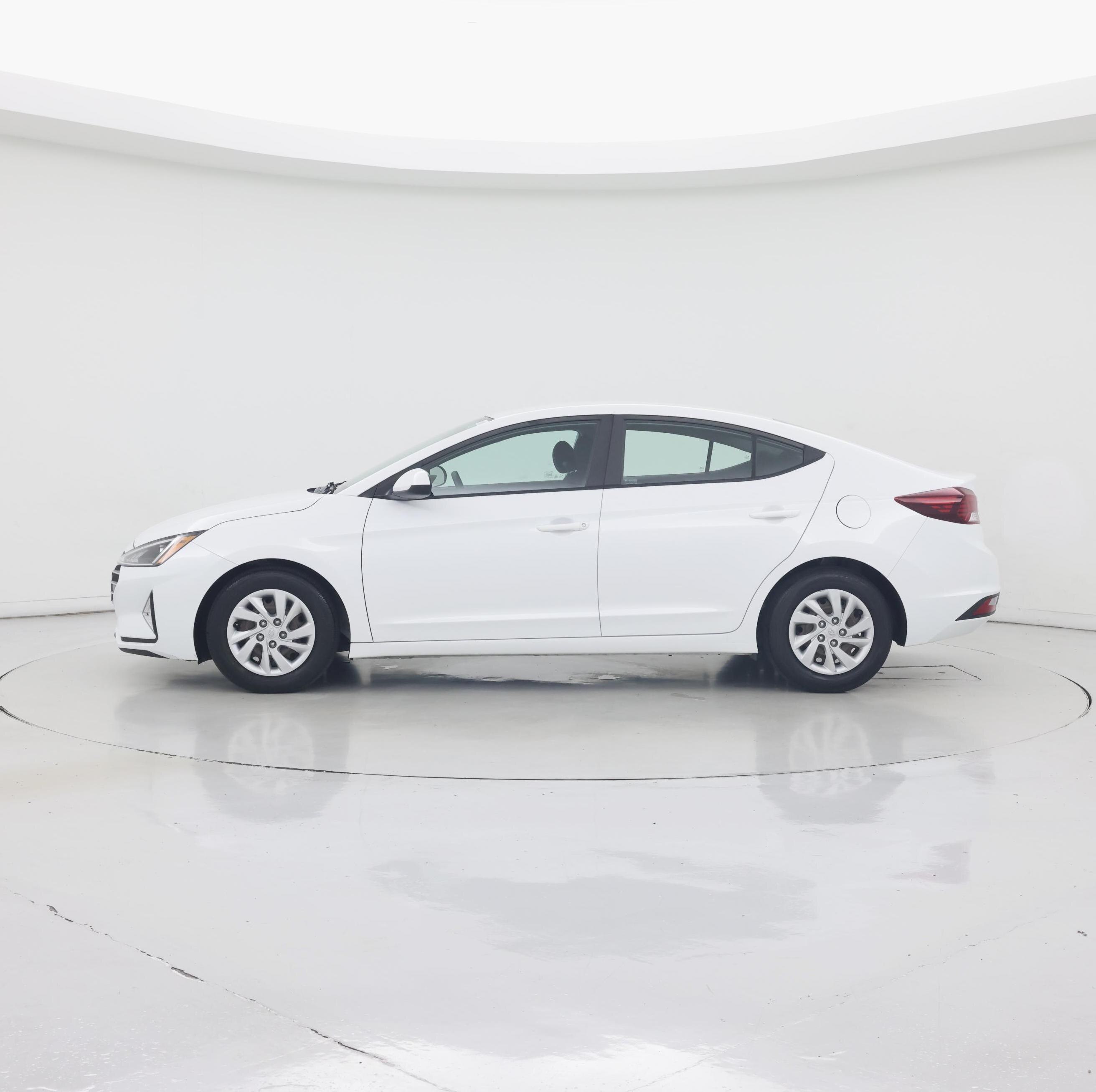 Thumbnail: 2020 Hyundai Elantra - 3