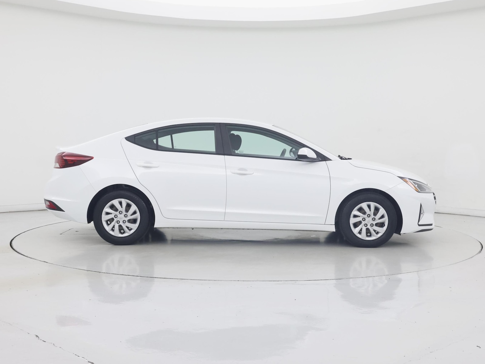 2020 Hyundai Elantra SE - Photo 8