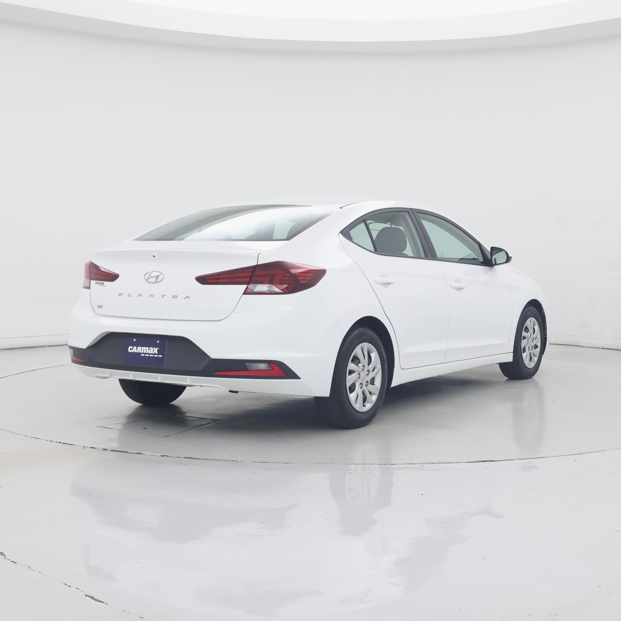 Thumbnail: 2020 Hyundai Elantra - 8