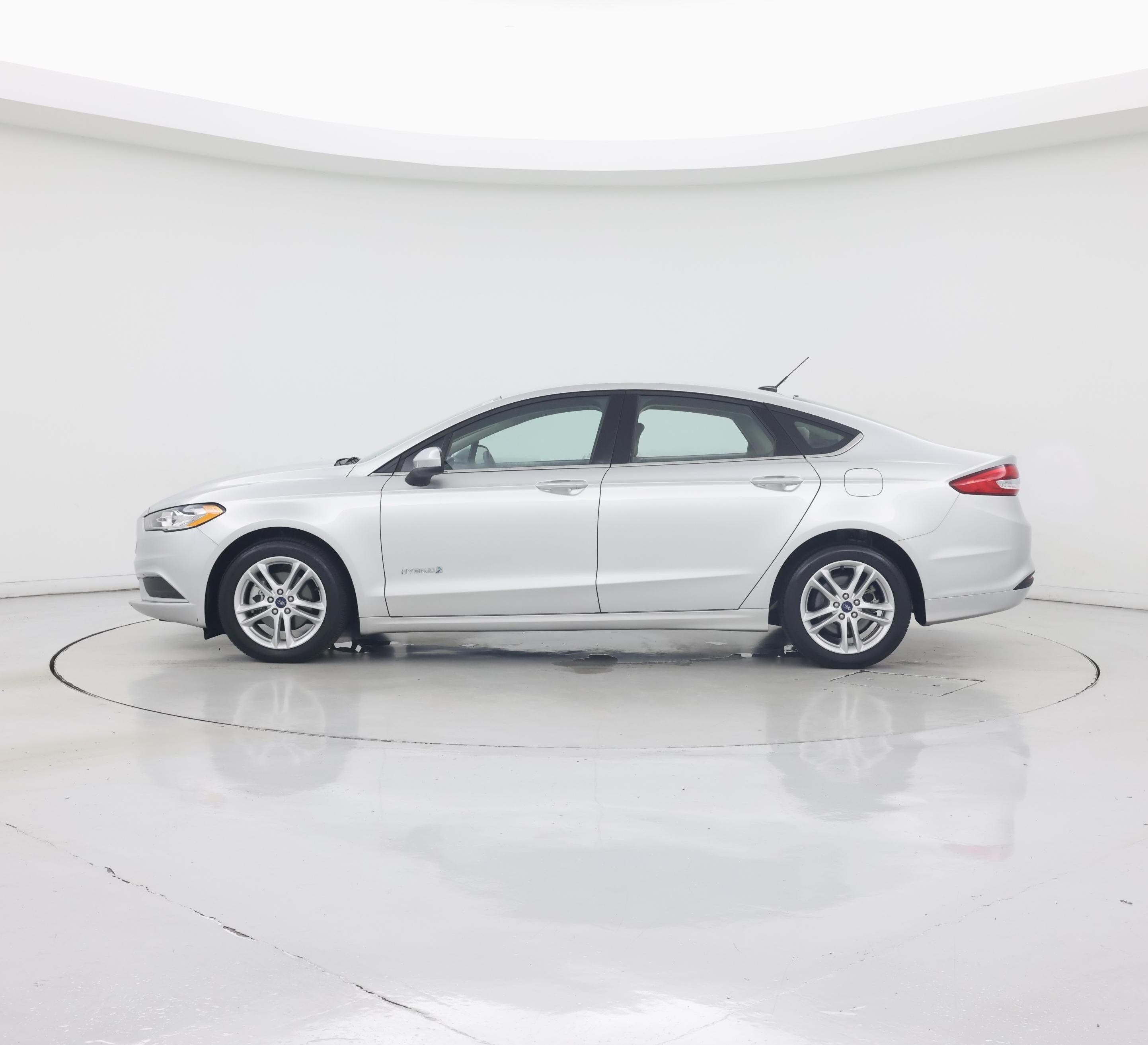 Thumbnail: 2018 Ford Fusion - 3