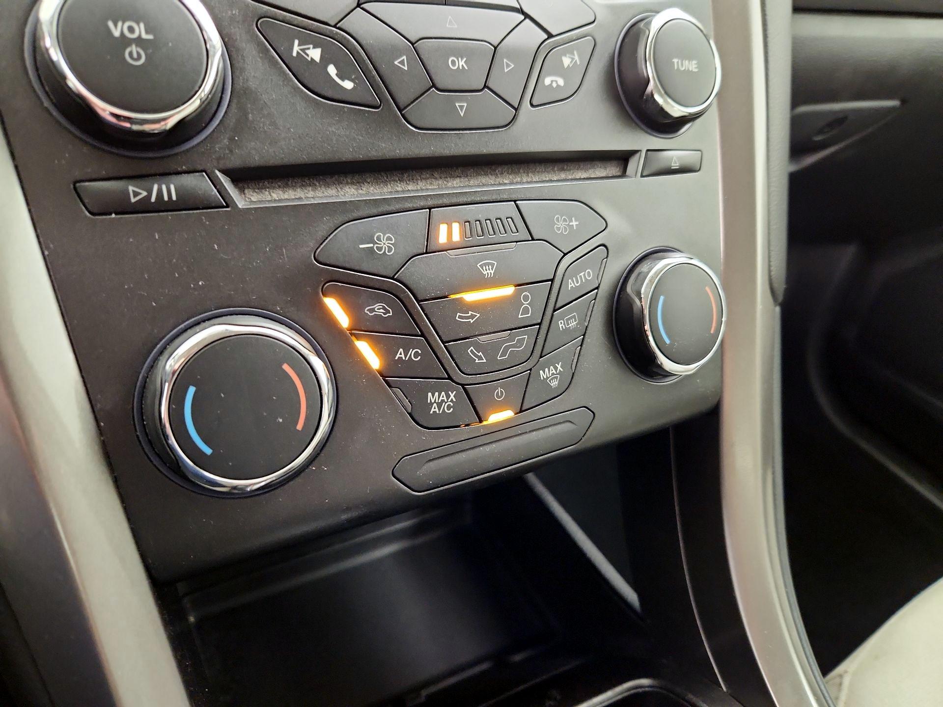 Thumbnail: 2018 Ford Fusion - 16