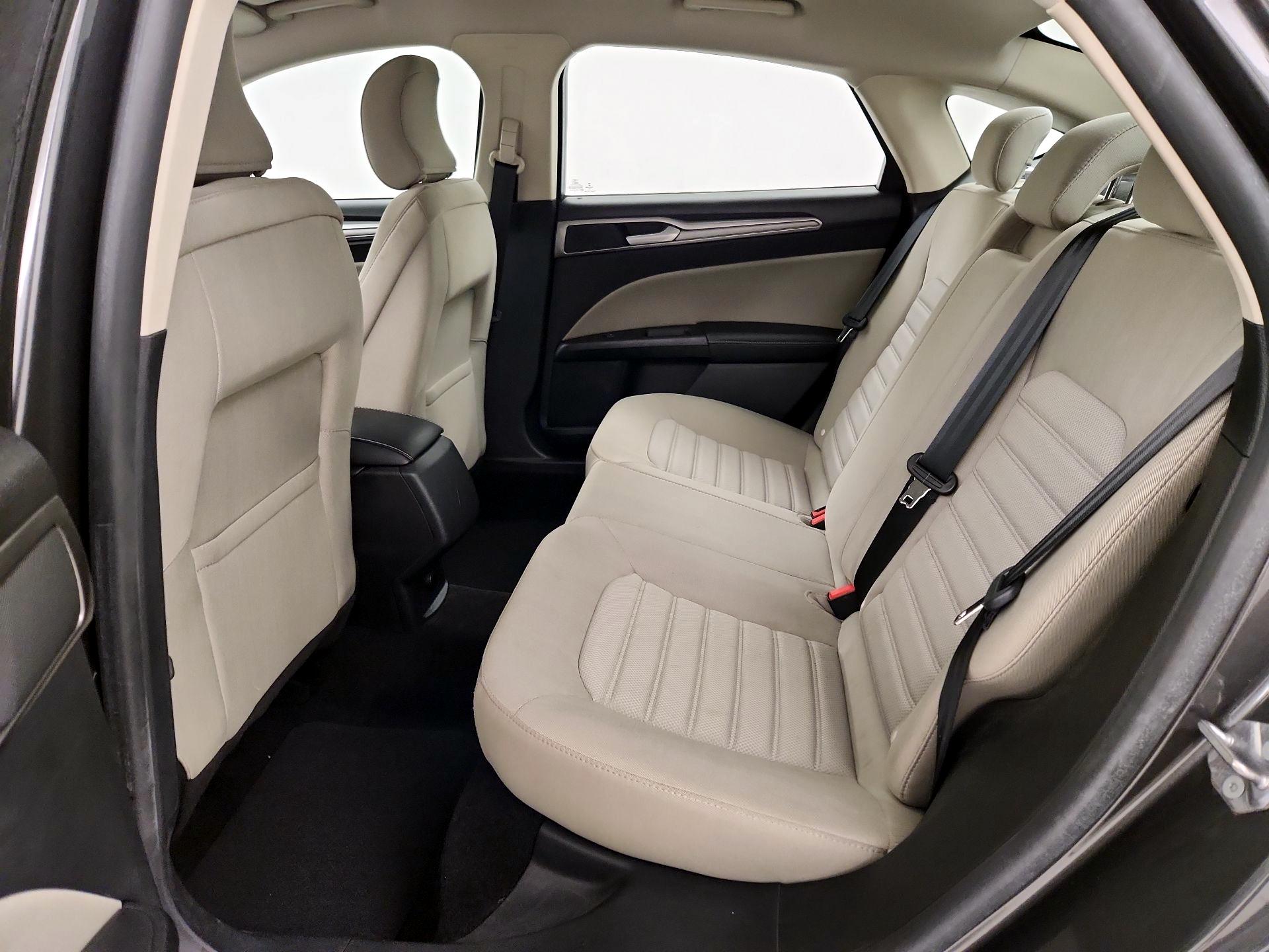 Thumbnail: 2018 Ford Fusion - 19