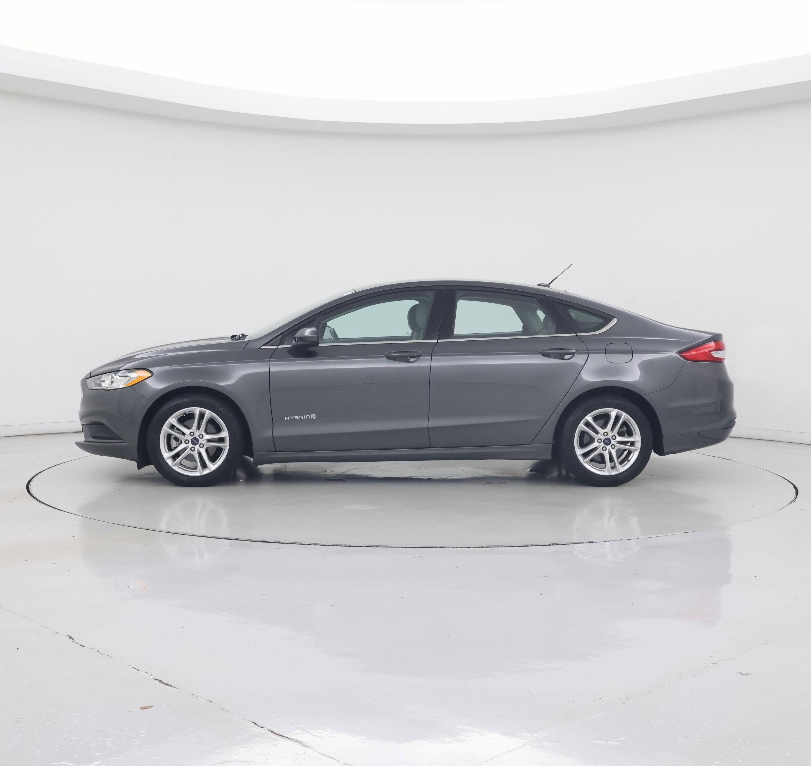 Thumbnail: 2018 Ford Fusion - 3