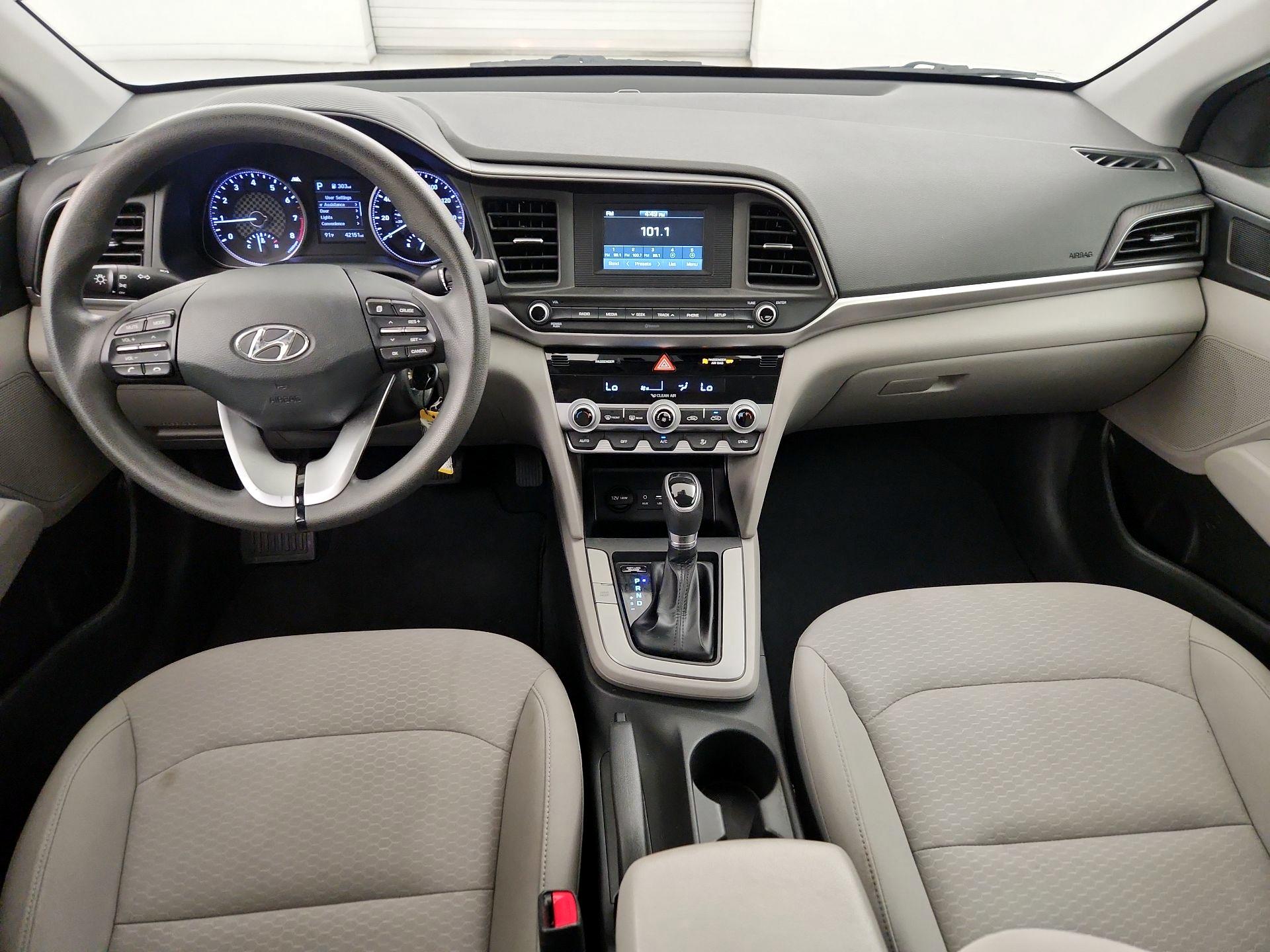 Thumbnail: 2020 Hyundai Elantra - 9