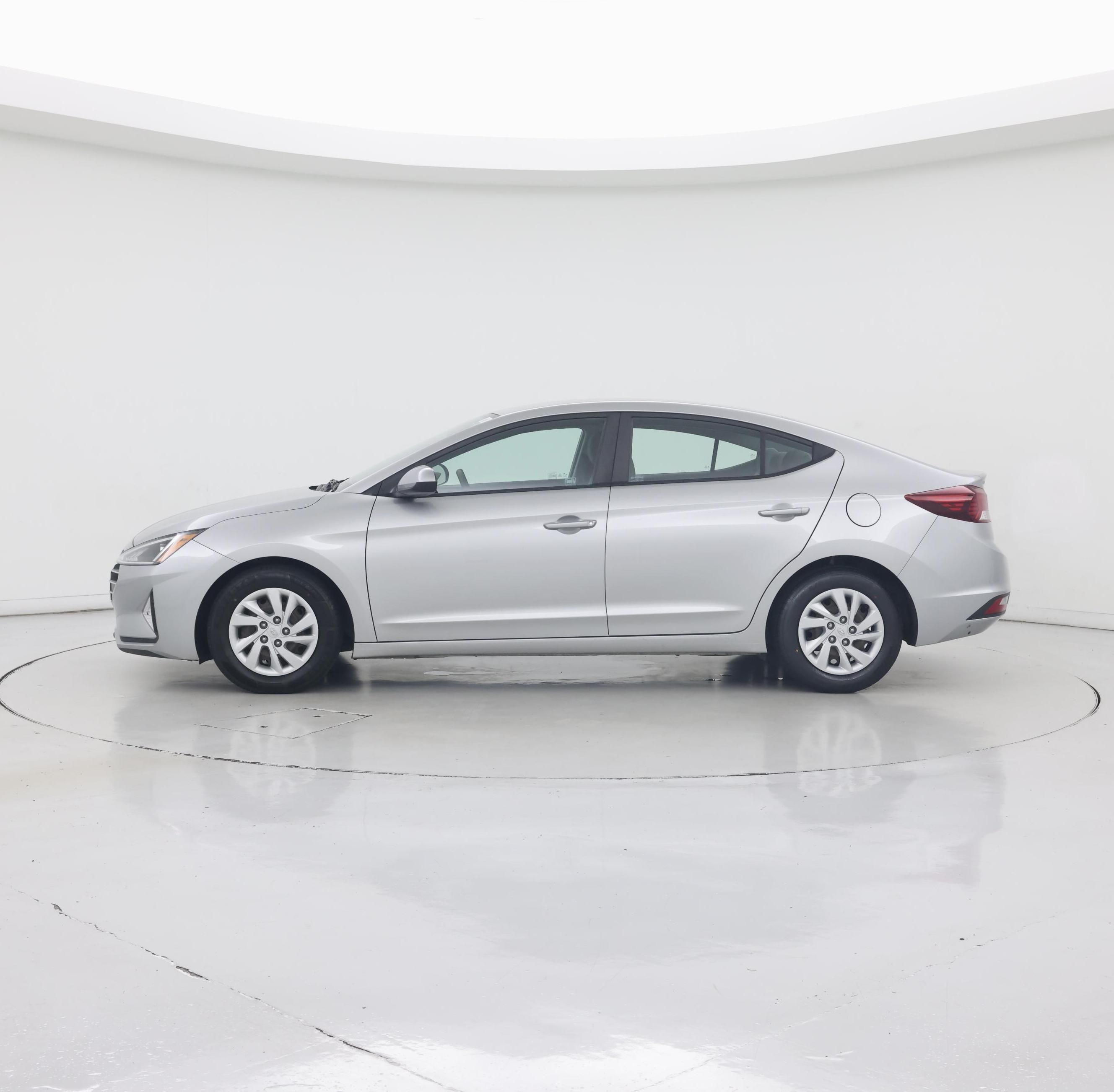 Thumbnail: 2020 Hyundai Elantra - 3
