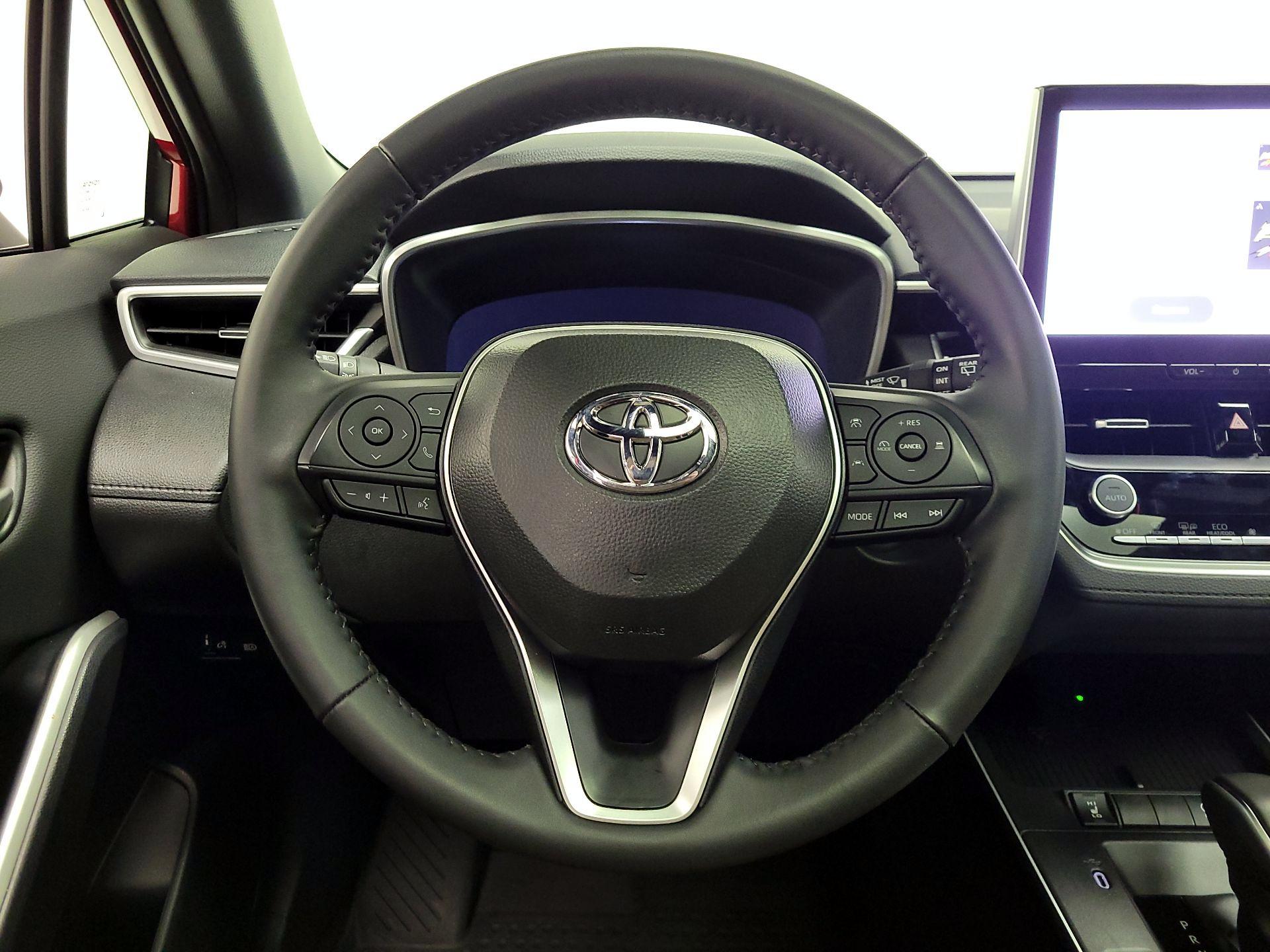 Thumbnail: 2026 Toyota Corolla Cross - 10
