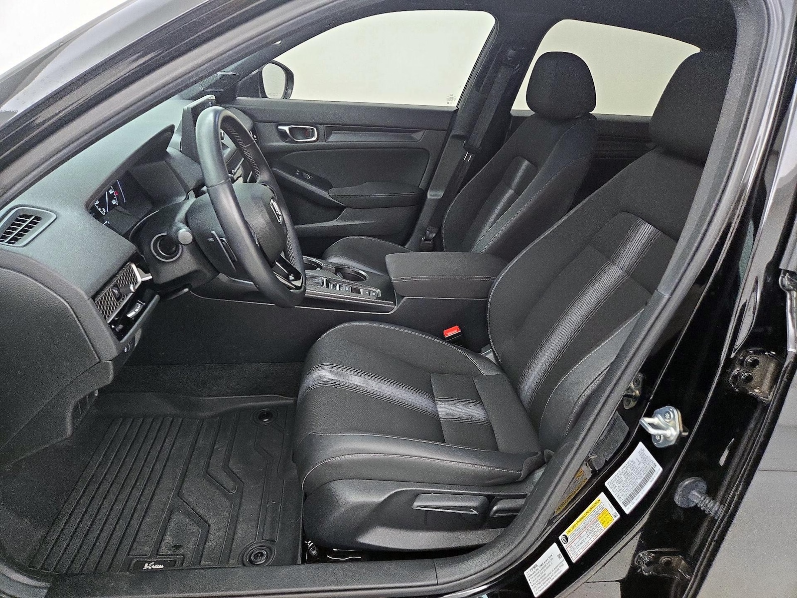 2025 Honda Civic Sport - Photo 12