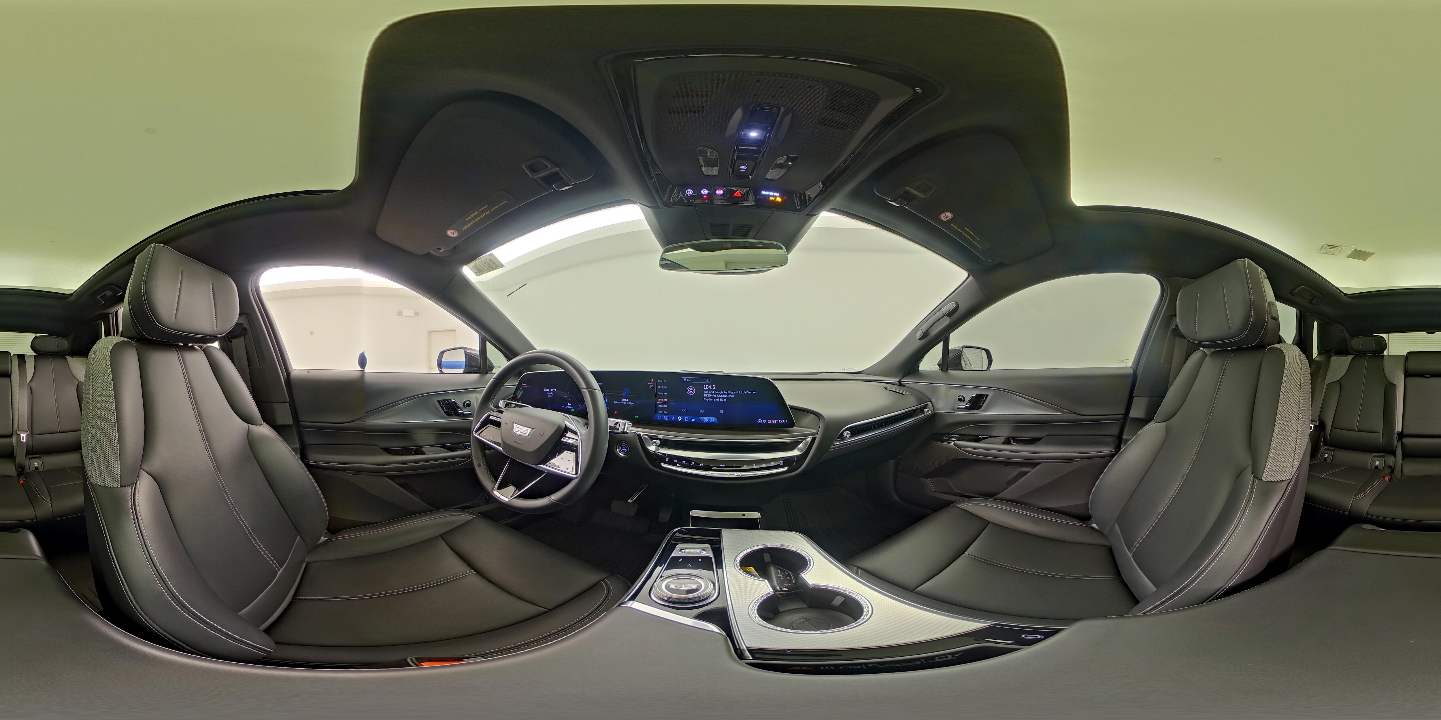 2024 Cadillac LYRIQ Tech - Photo 24