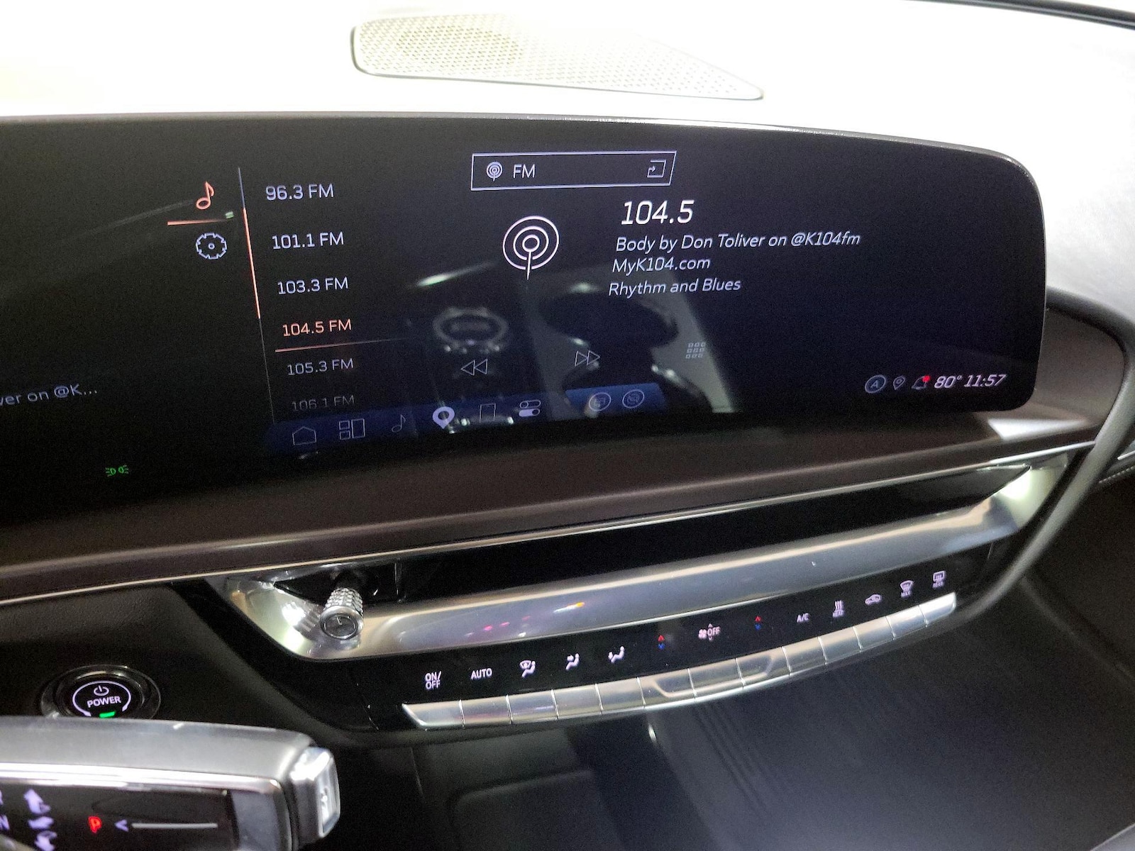2024 Cadillac LYRIQ Tech - Photo 16