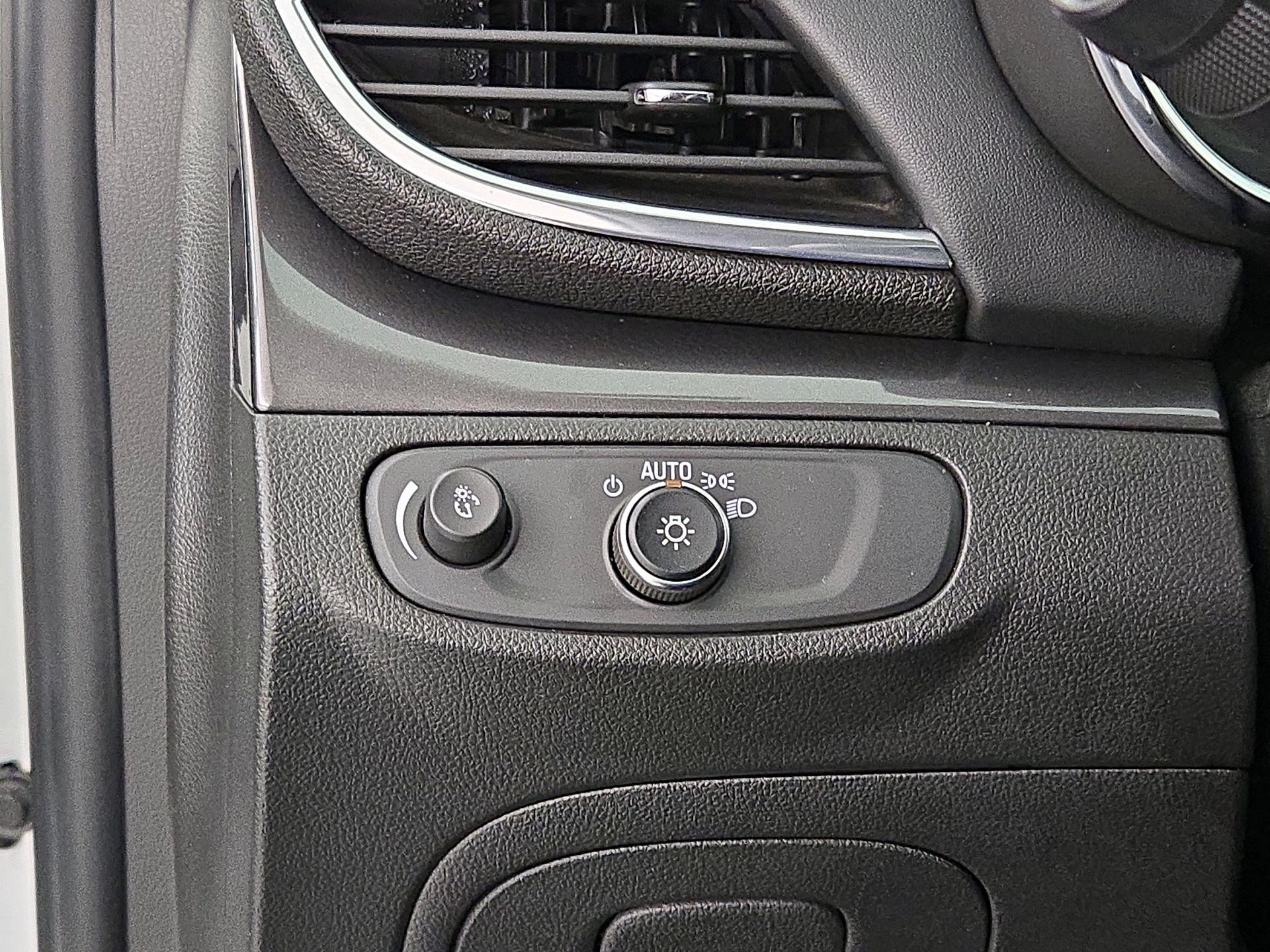 Thumbnail: 2019 Buick Encore - 13
