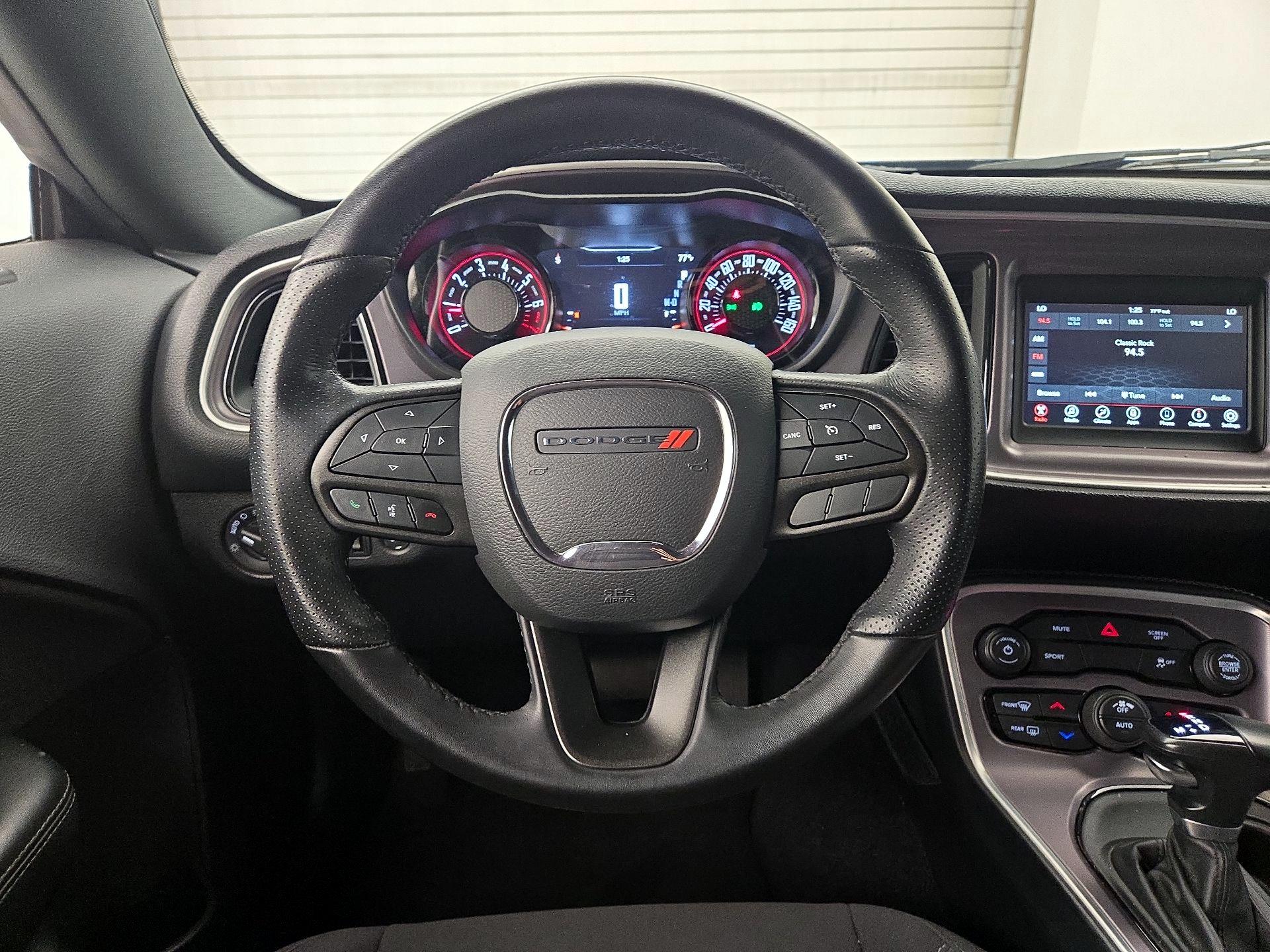 Thumbnail: 2022 Dodge Challenger - 10