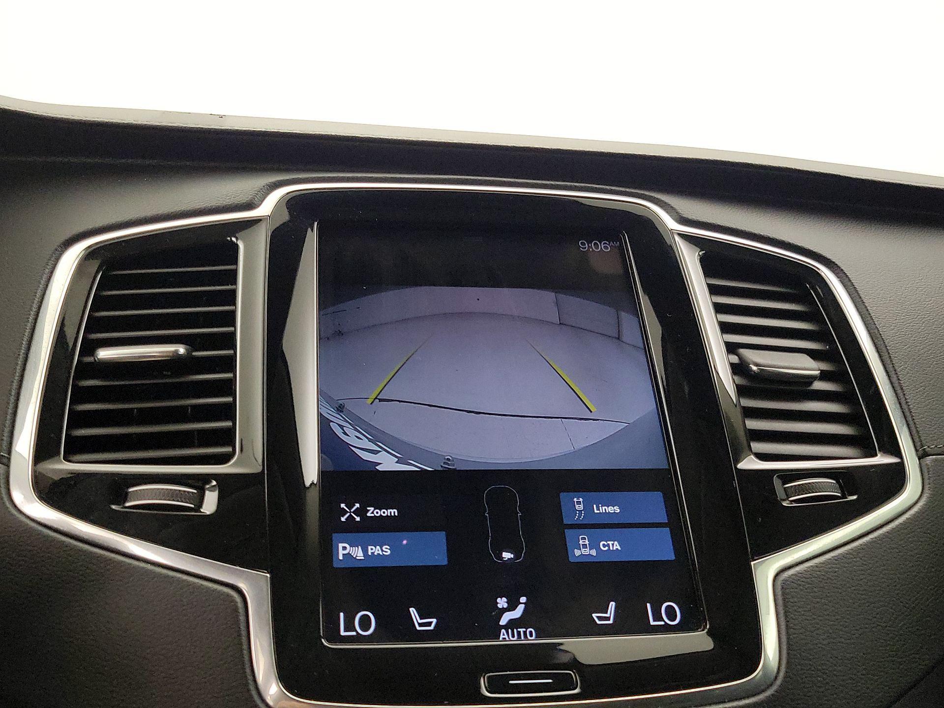 Thumbnail: 2020 Volvo XC90 - 14