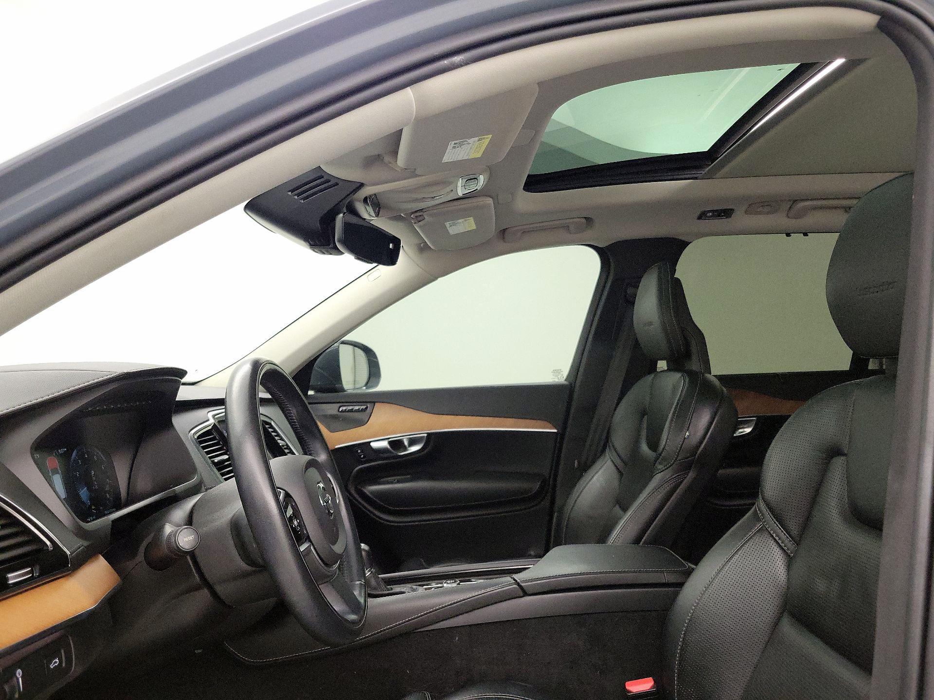 Thumbnail: 2020 Volvo XC90 - 19