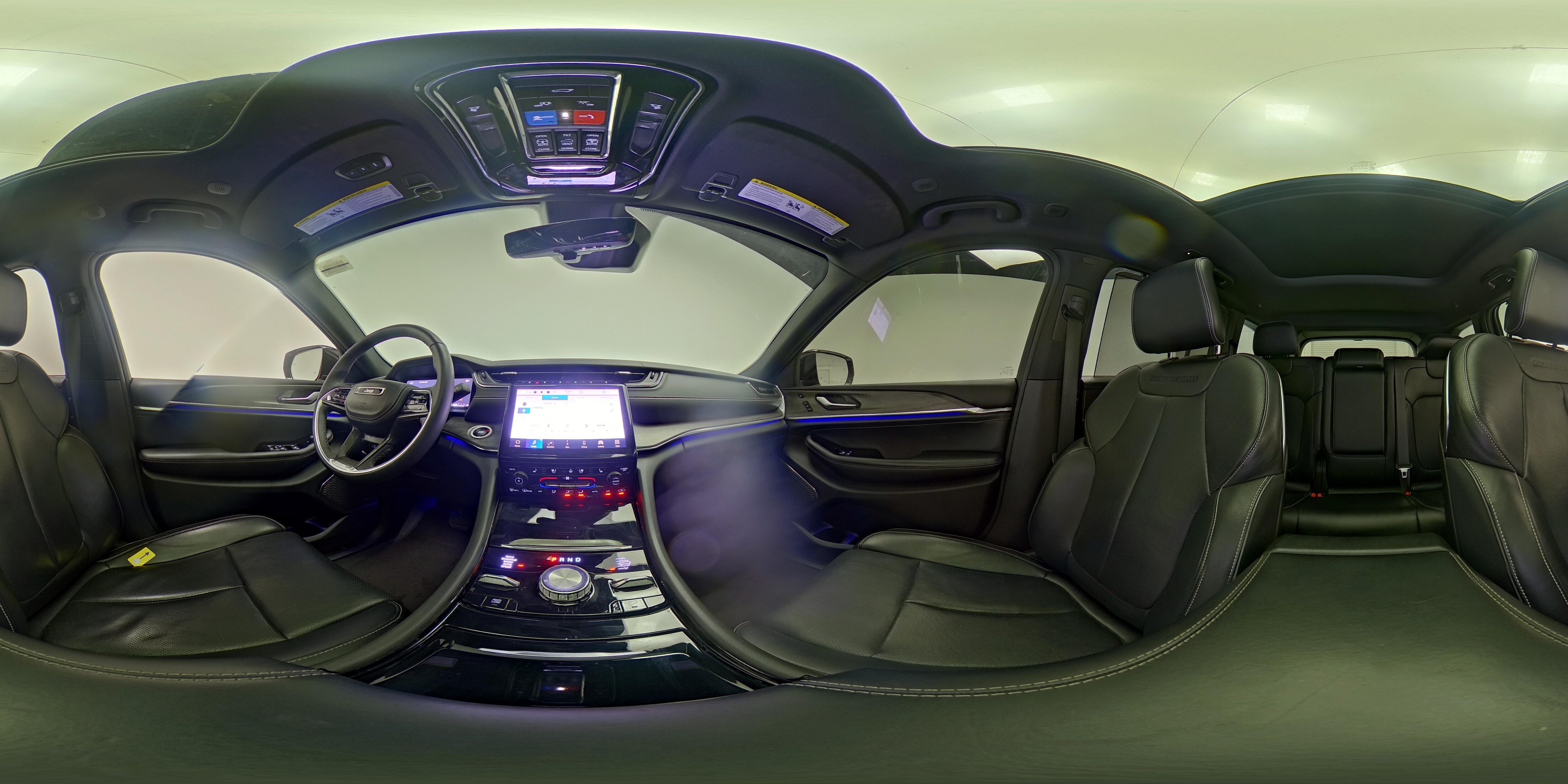 2023 Jeep Grand Cherokee Overland - Photo 26