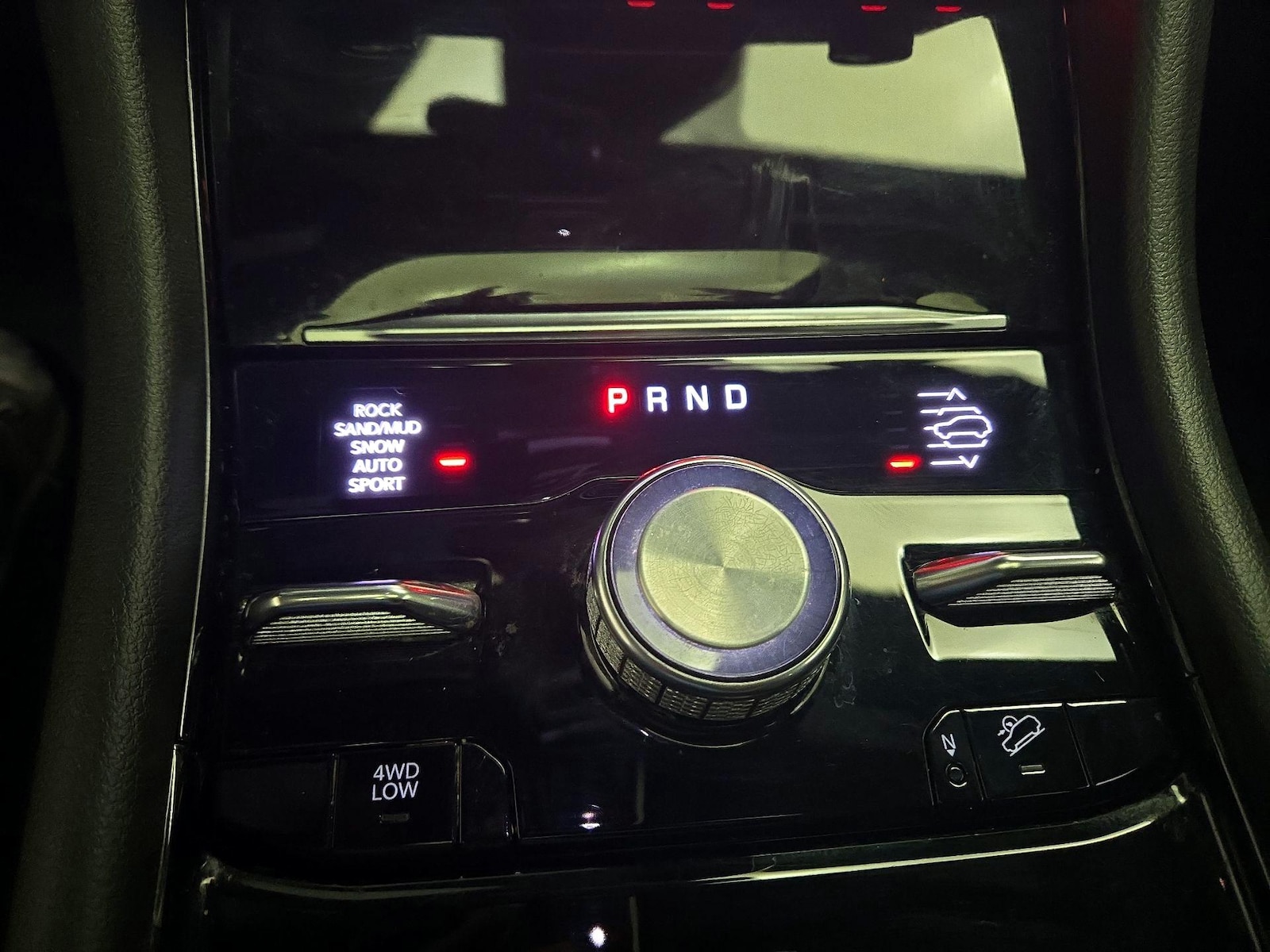 2023 Jeep Grand Cherokee Overland - Photo 19