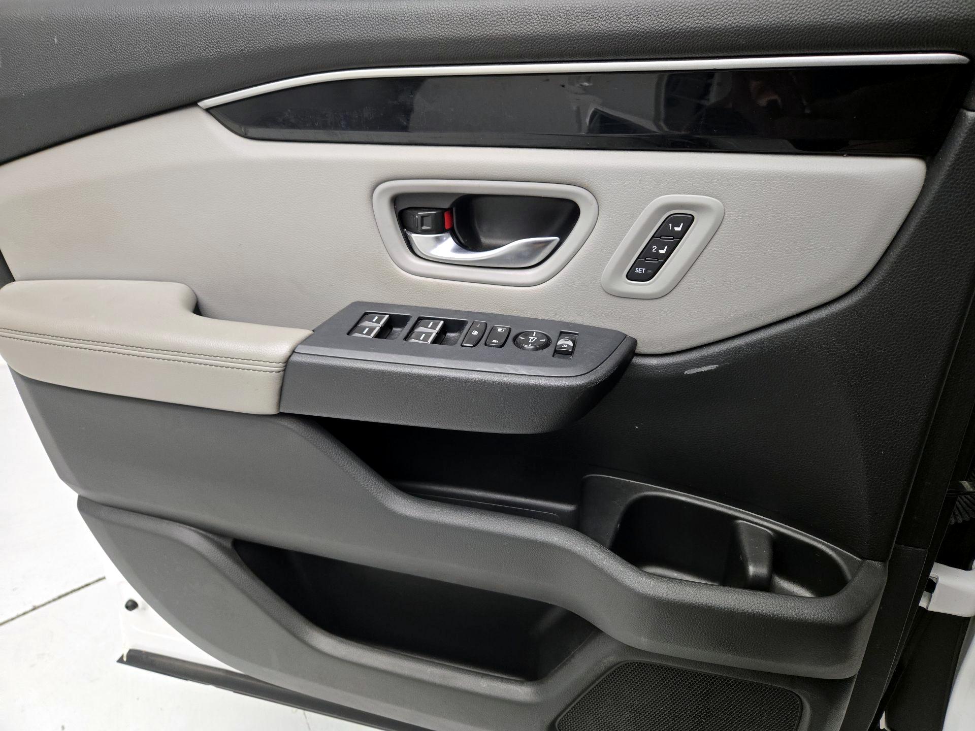 Thumbnail: 2023 Honda Pilot - 12