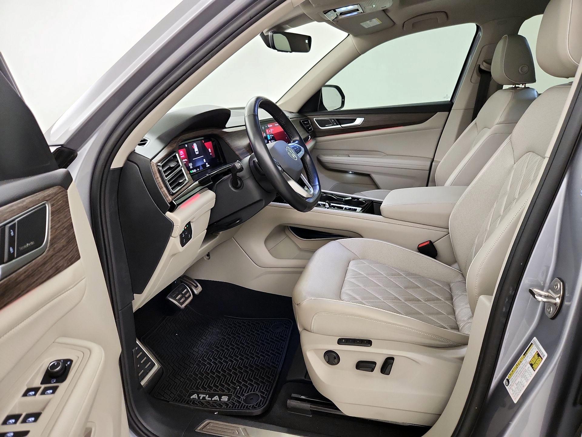 Thumbnail: 2024 Volkswagen Atlas - 11