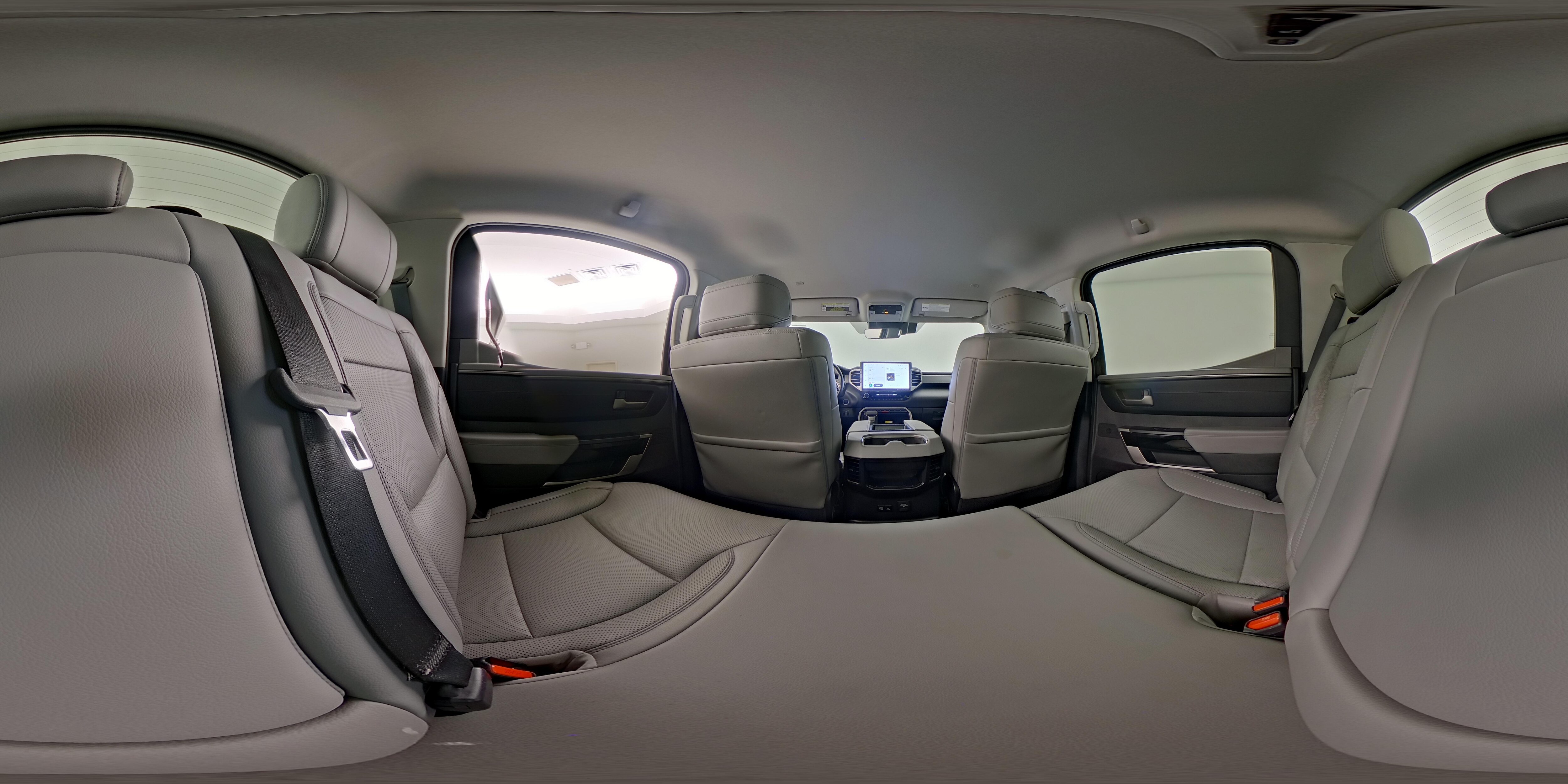 2024 Toyota Tundra Limited - Photo 25