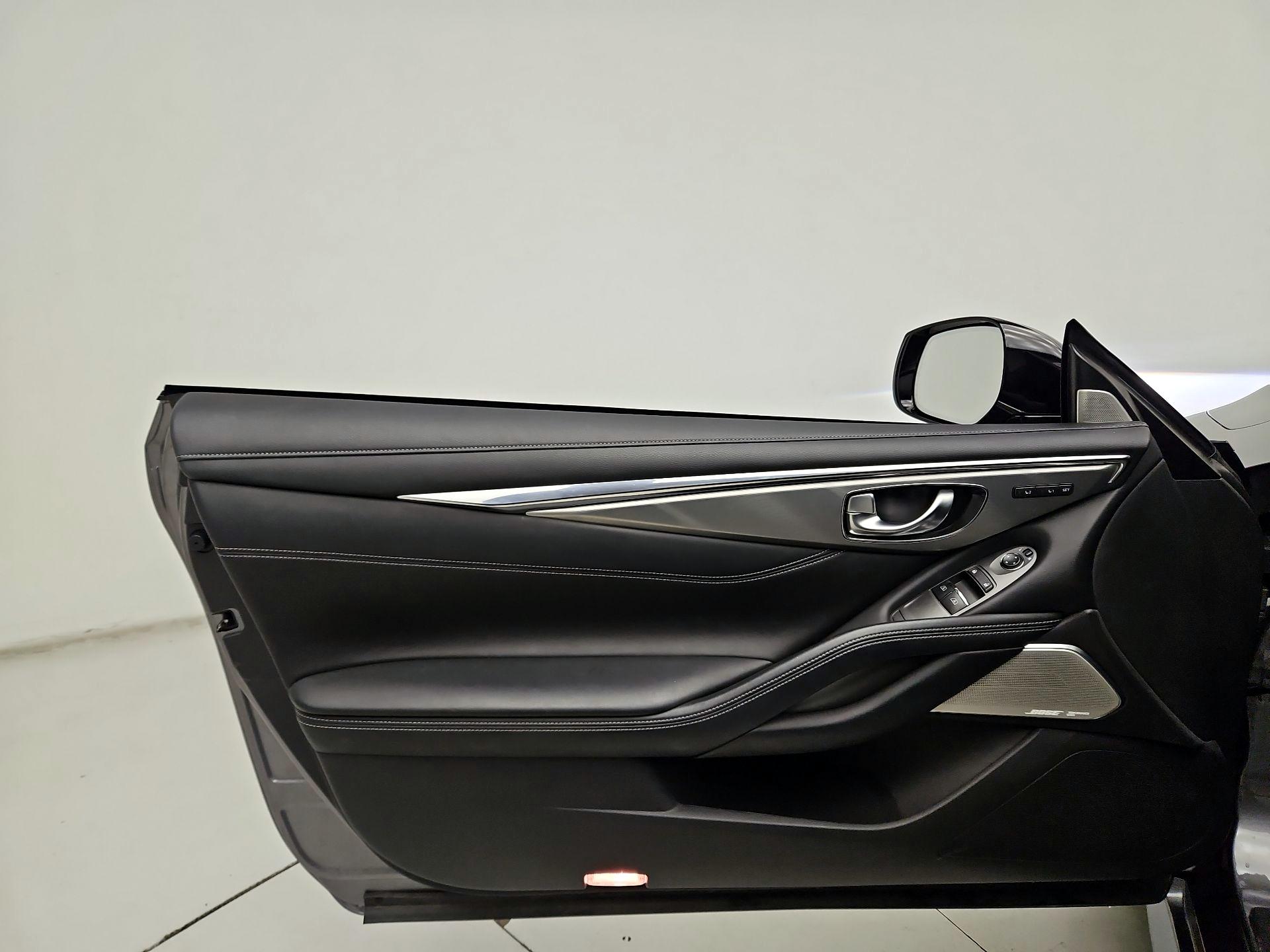 Thumbnail: 2018 INFINITI Q60 - 12