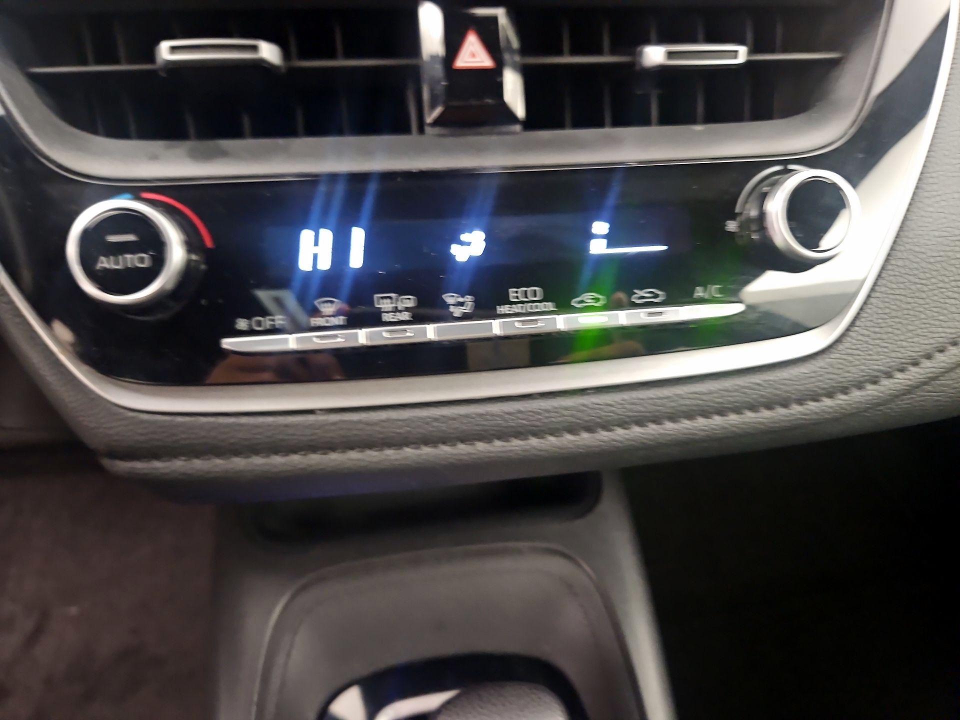 Thumbnail: 2020 Toyota Corolla - 16
