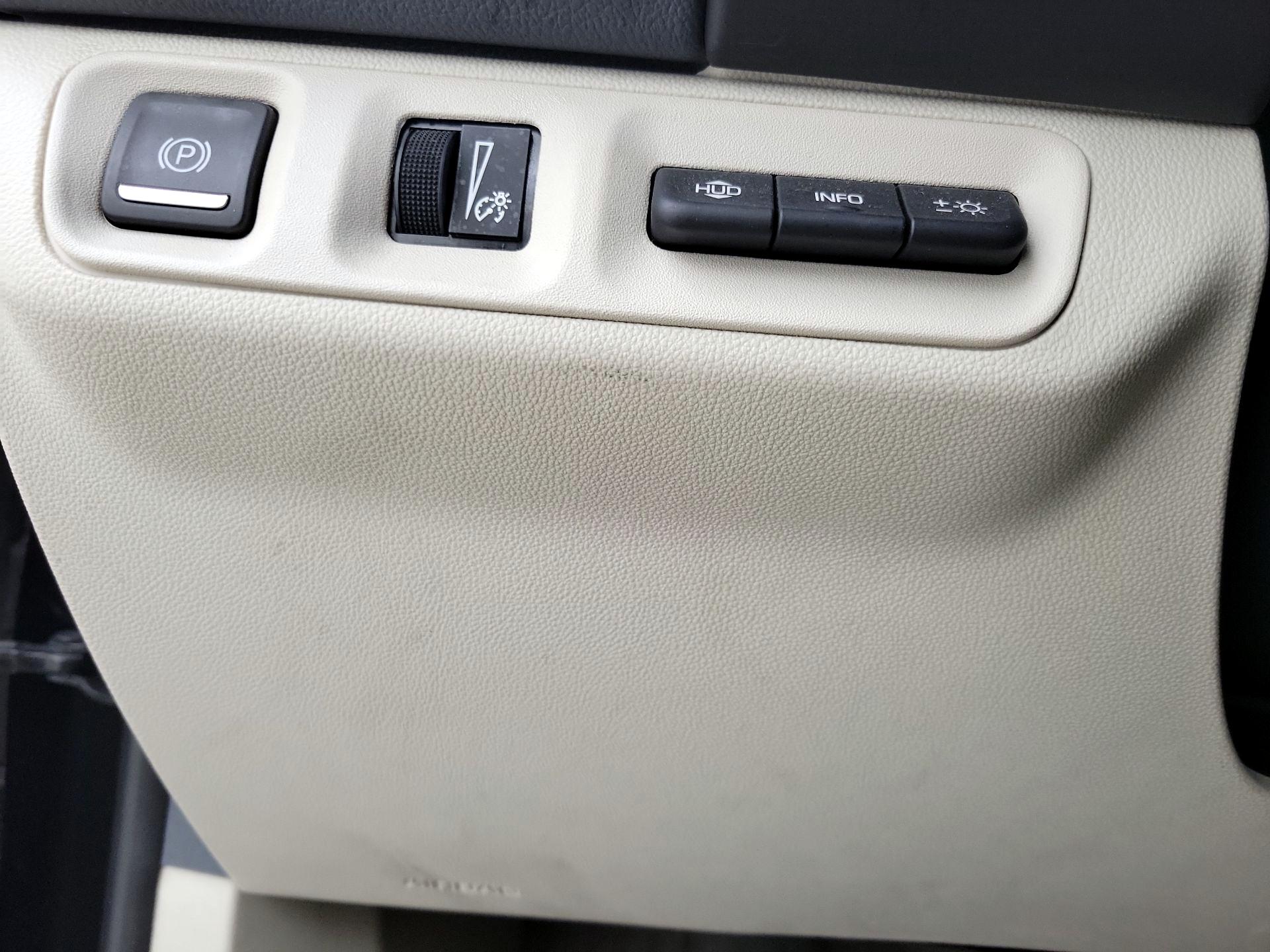 Thumbnail: 2021 GMC Acadia - 13