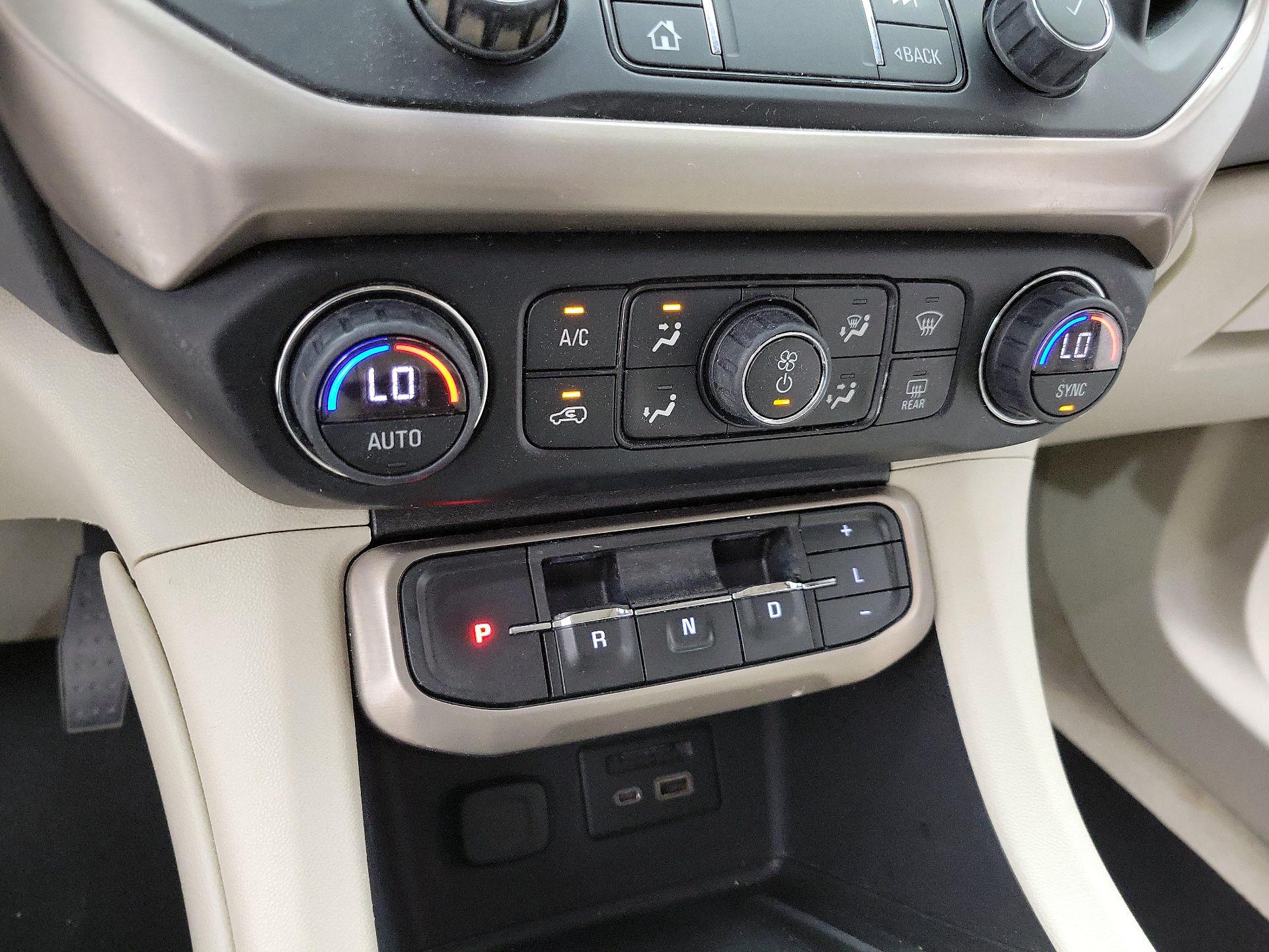 Thumbnail: 2021 GMC Acadia - 16
