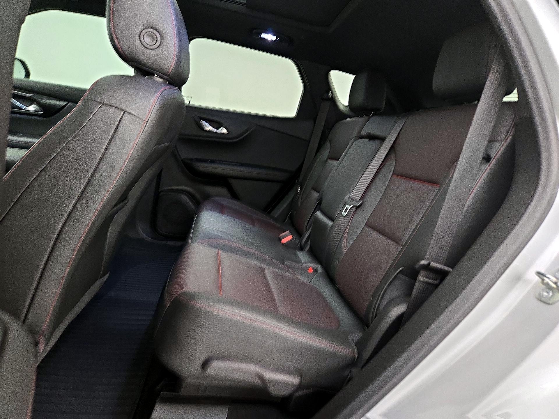 Thumbnail: 2022 Chevrolet Blazer - 20