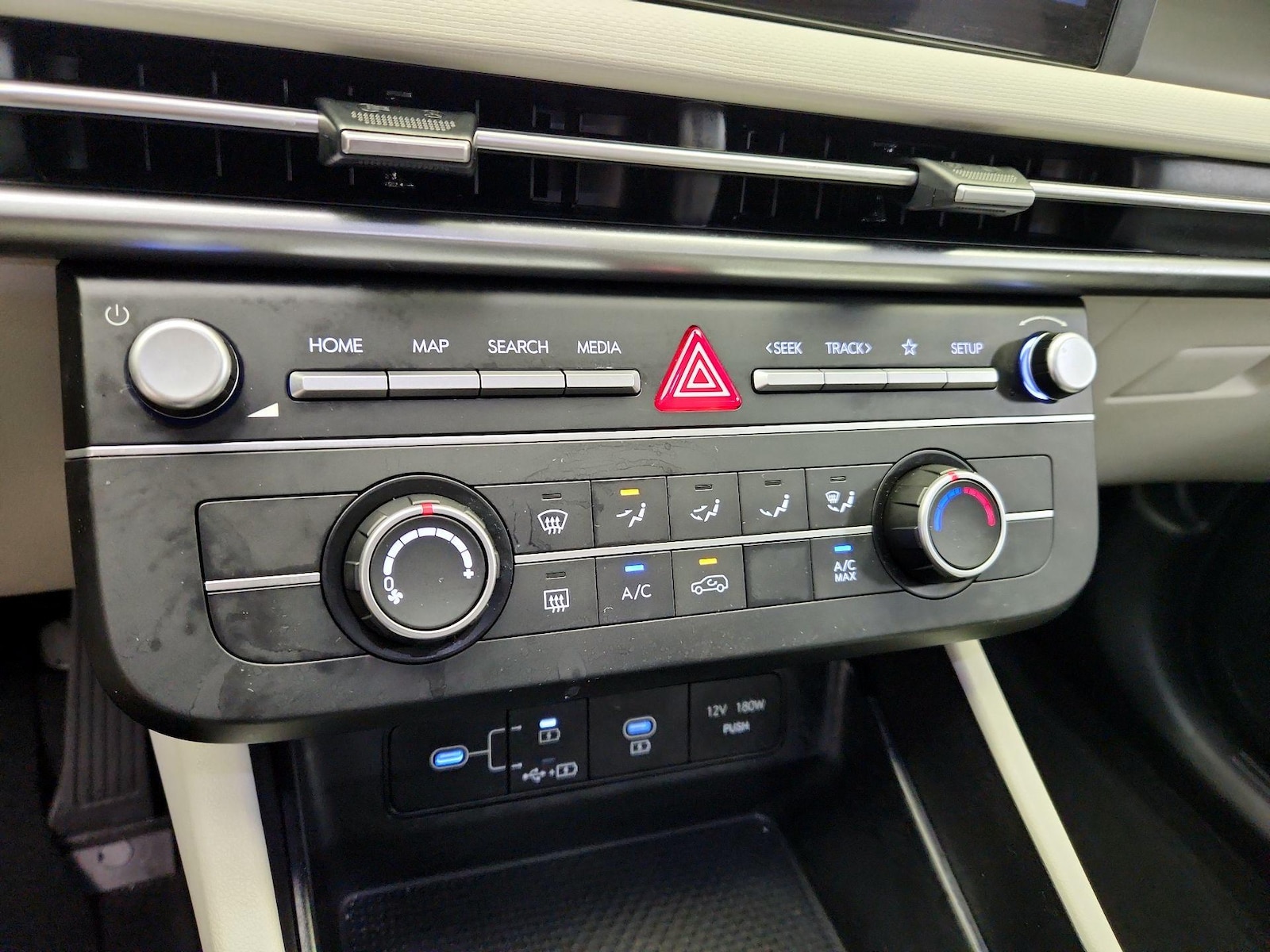 2026 Hyundai Tucson SE - Photo 17