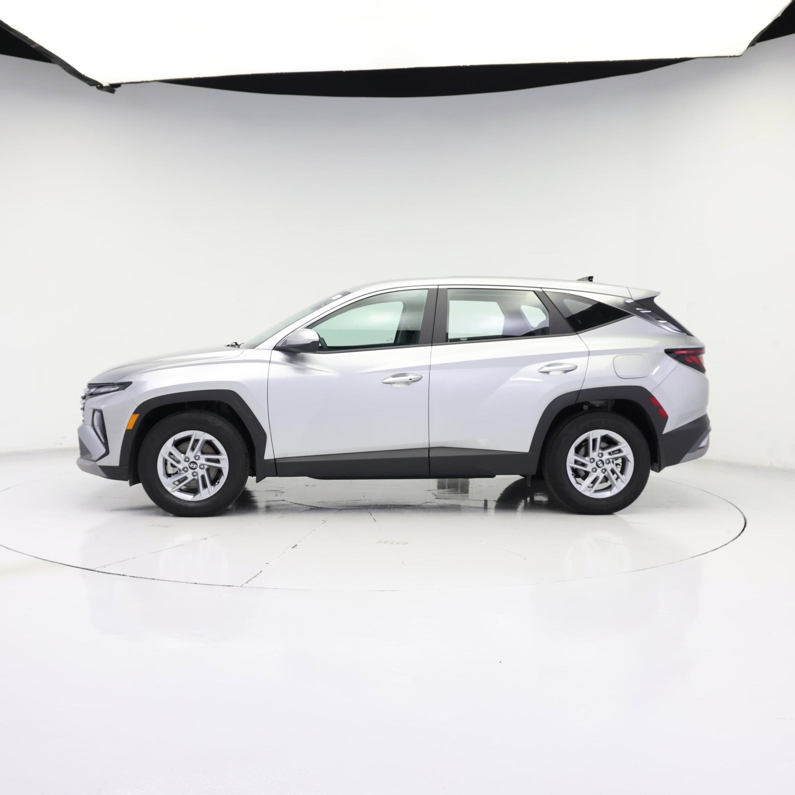 Thumbnail: 2026 Hyundai Tucson - 3