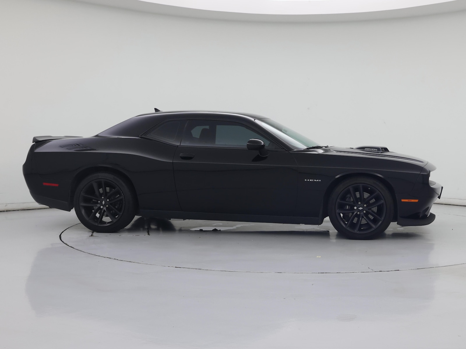 2022 Dodge Challenger R/T - Photo 8