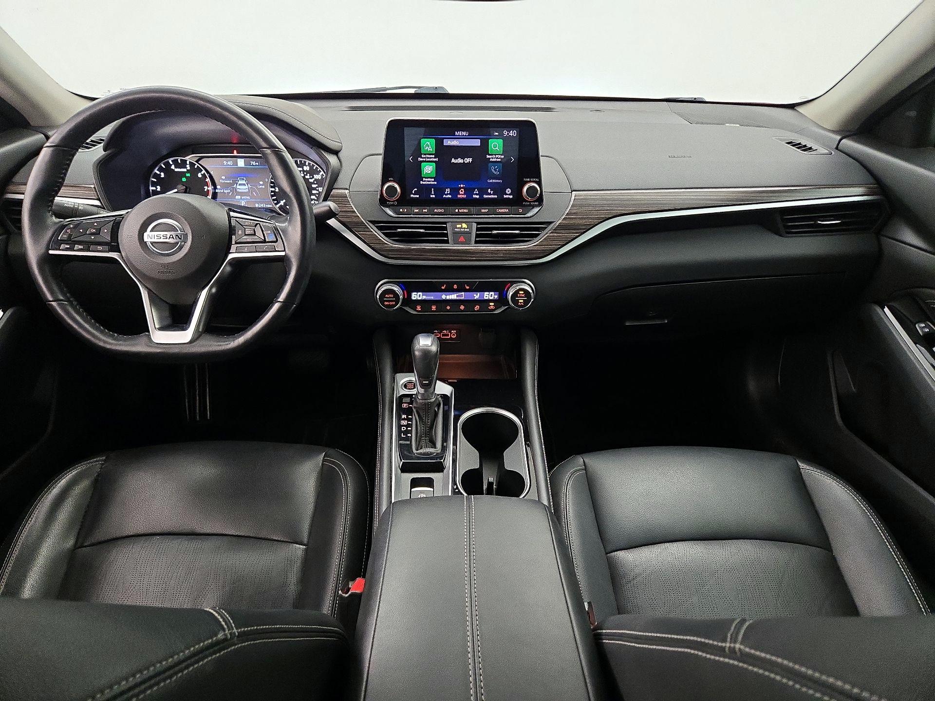Thumbnail: 2020 Nissan Altima - 9