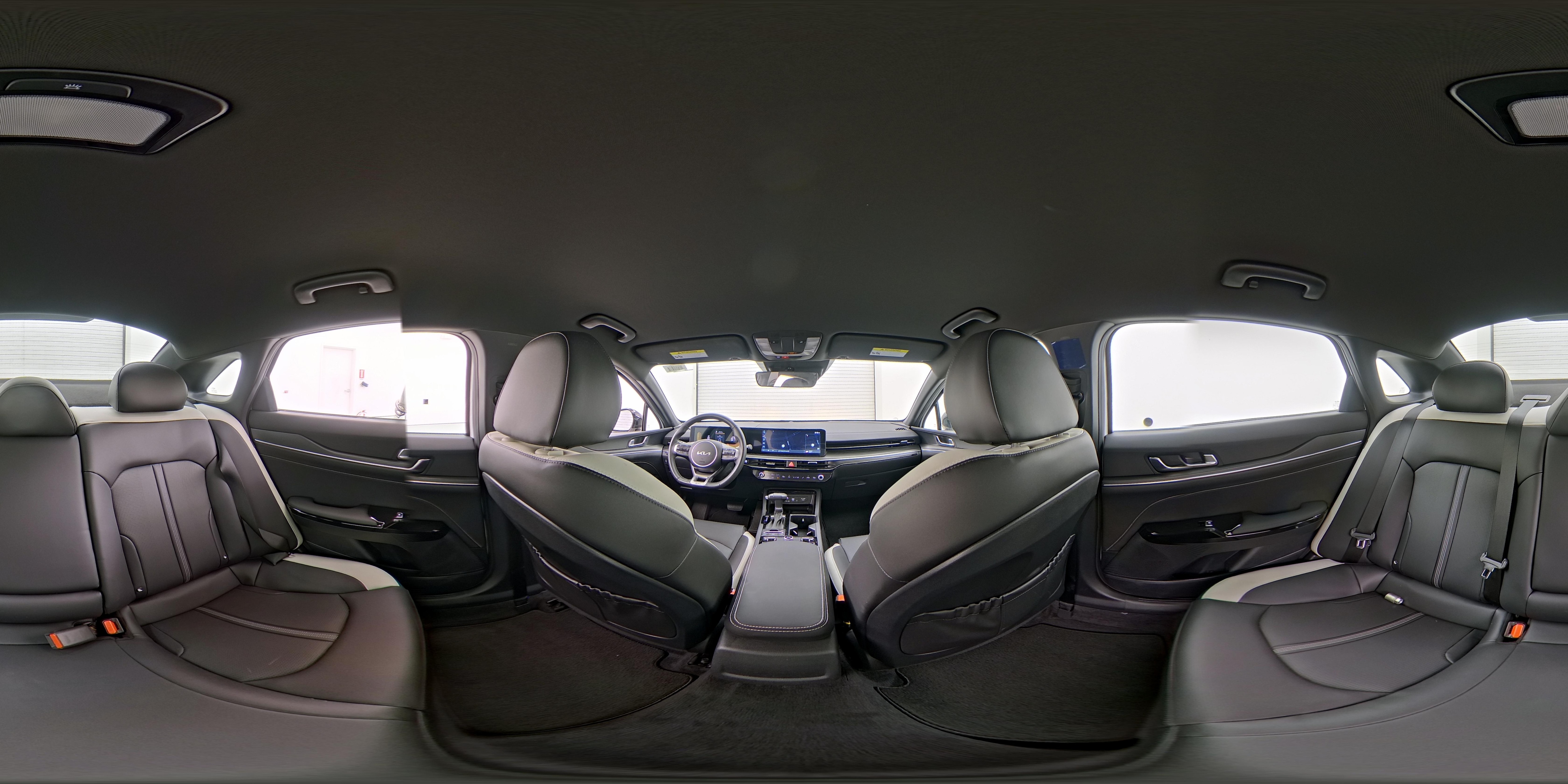 2025 Kia K5 GT-Line - Photo 26