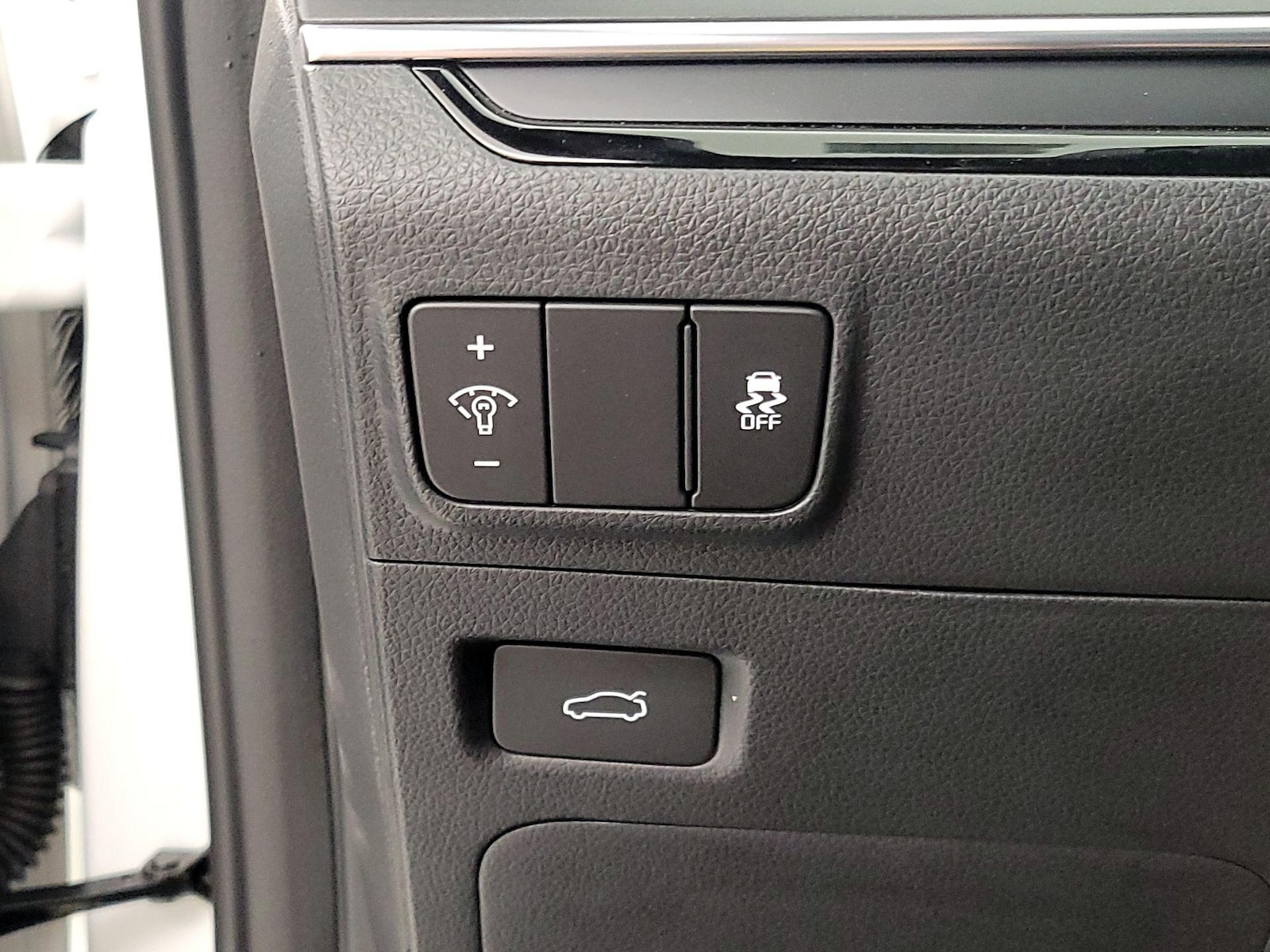 2025 Kia K5 GT-Line - Photo 14