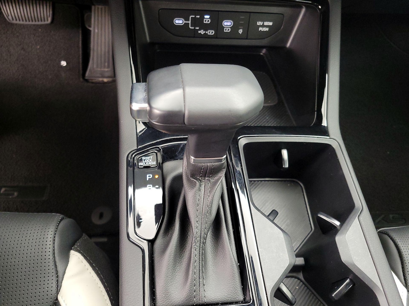 2025 Kia K5 GT-Line - Photo 19