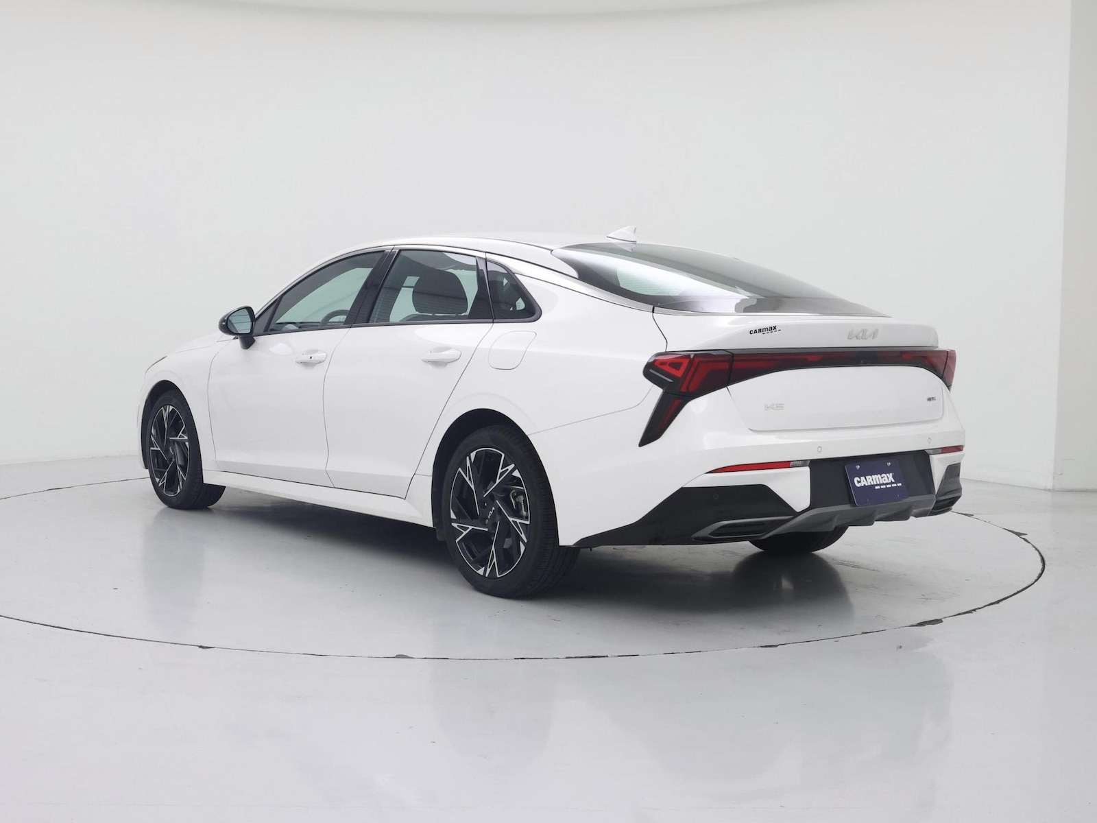 2025 Kia K5 GT-Line - Photo 3