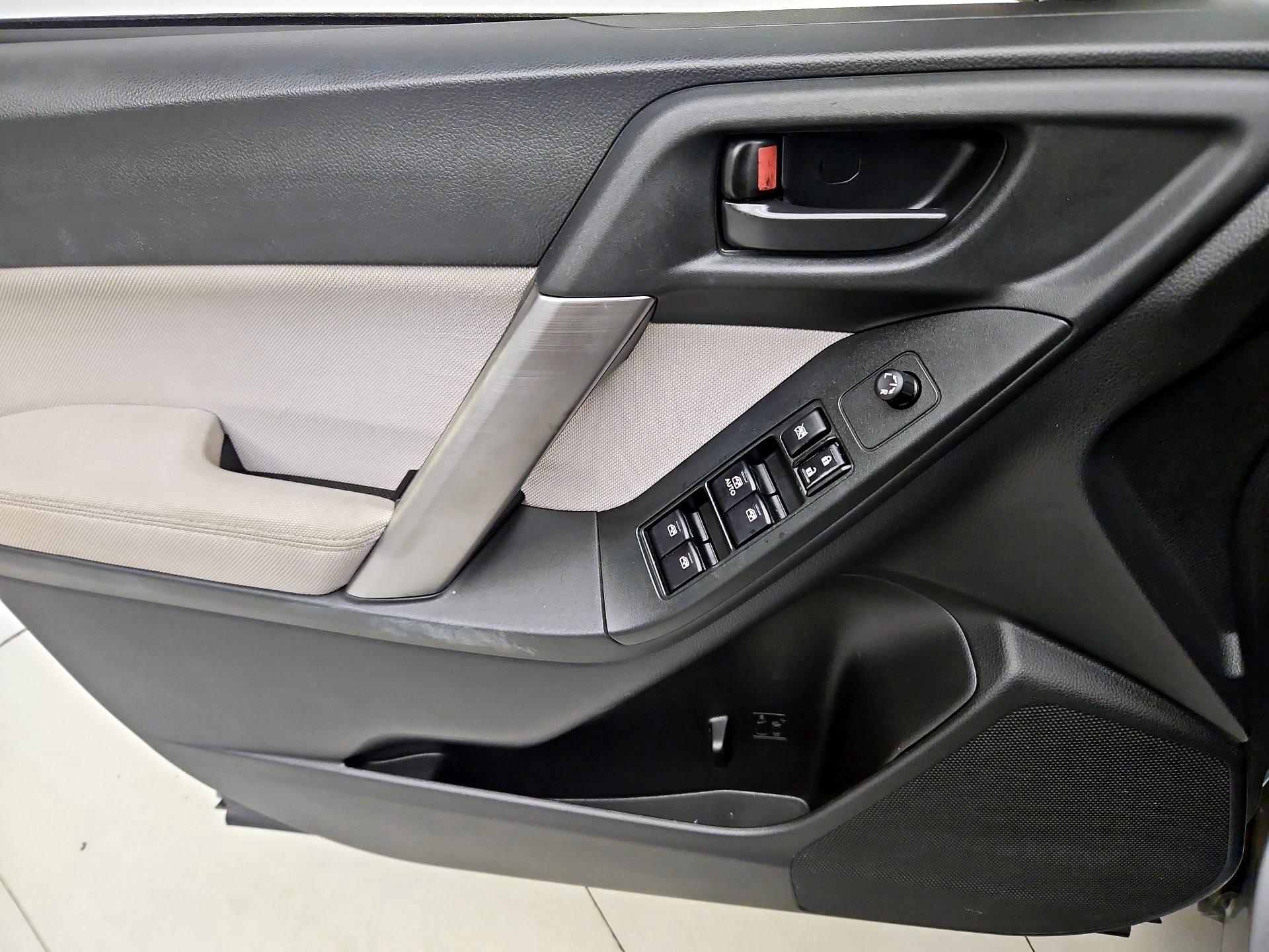 Thumbnail: 2014 Subaru Forester - 12