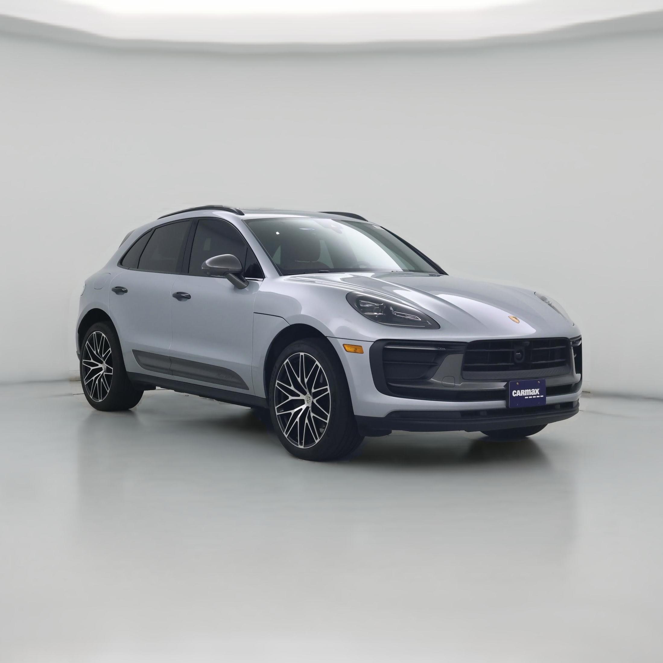 Thumbnail: 2023 Porsche Macan - 1