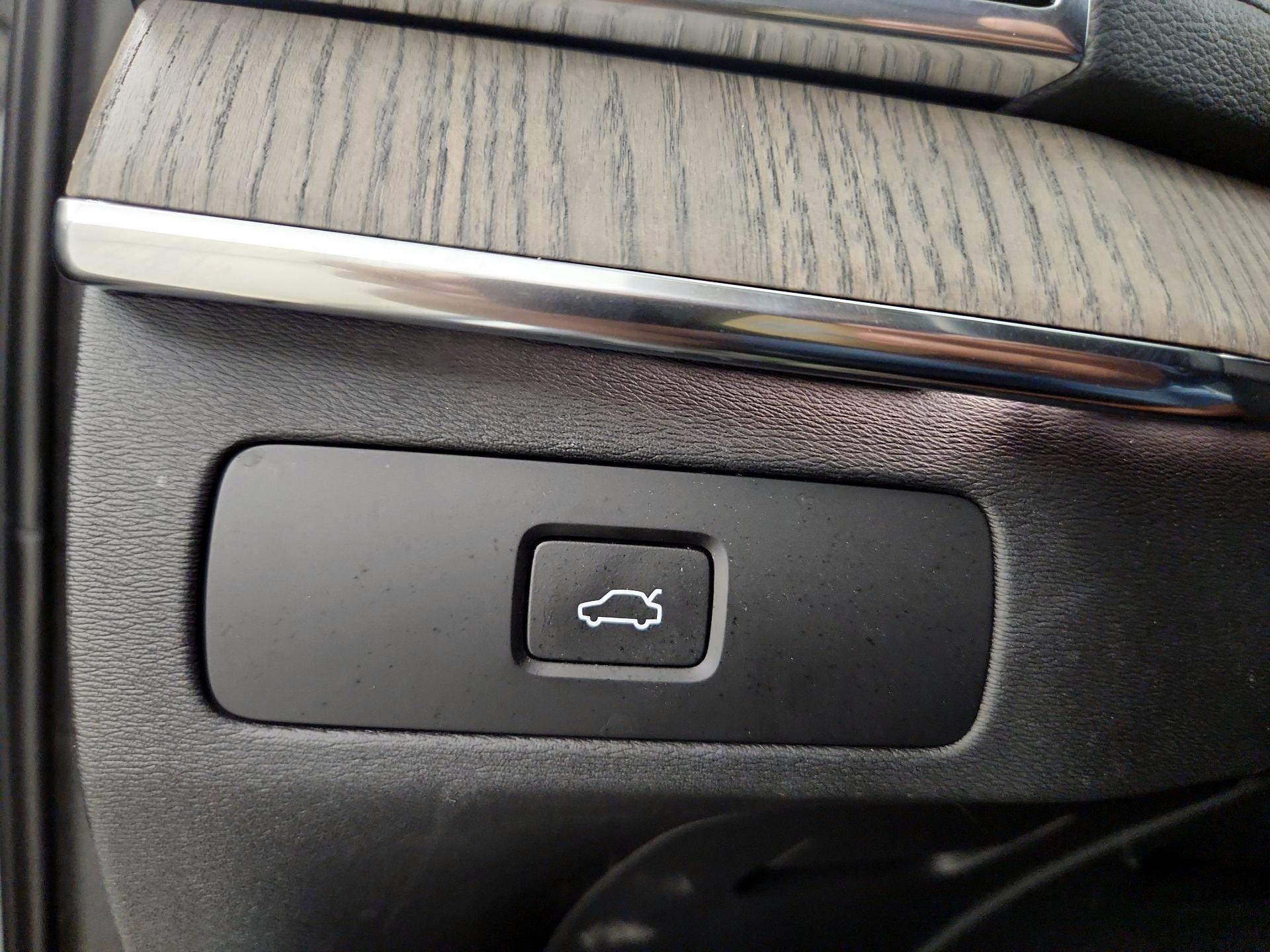 Thumbnail: 2023 Volvo XC90 - 13