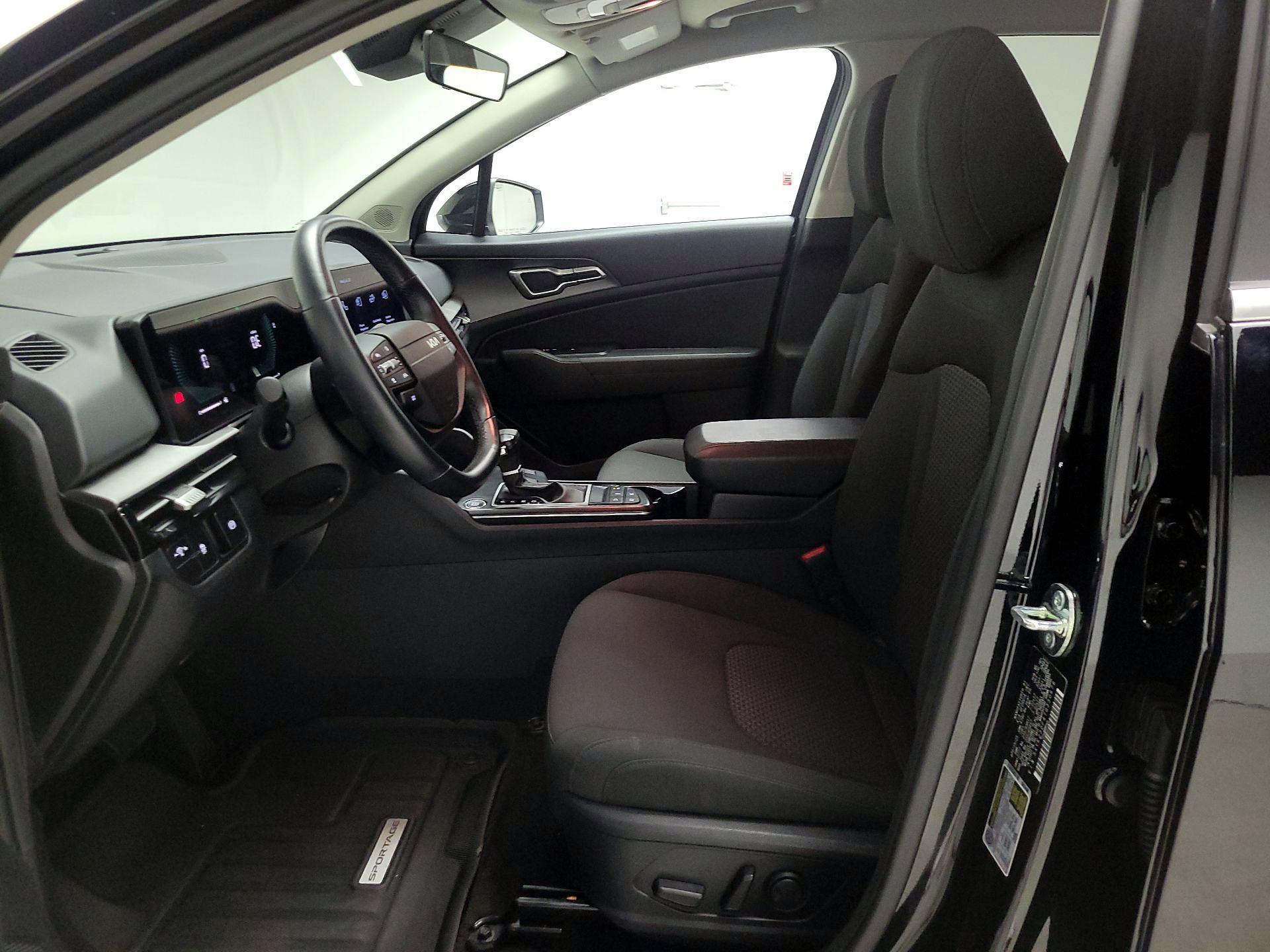 Thumbnail: 2026 Kia Sportage - 11