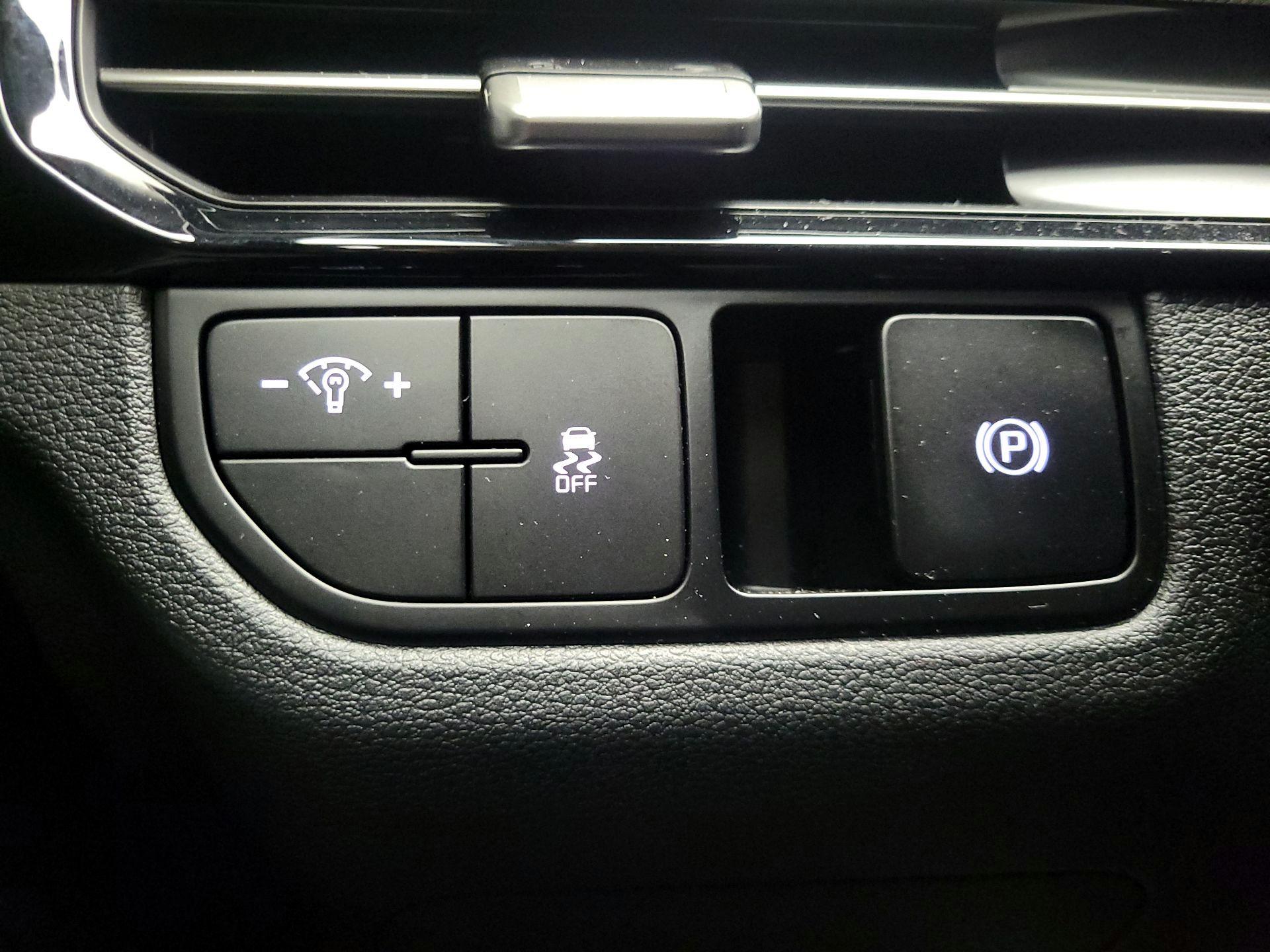 Thumbnail: 2026 Kia Sportage - 13