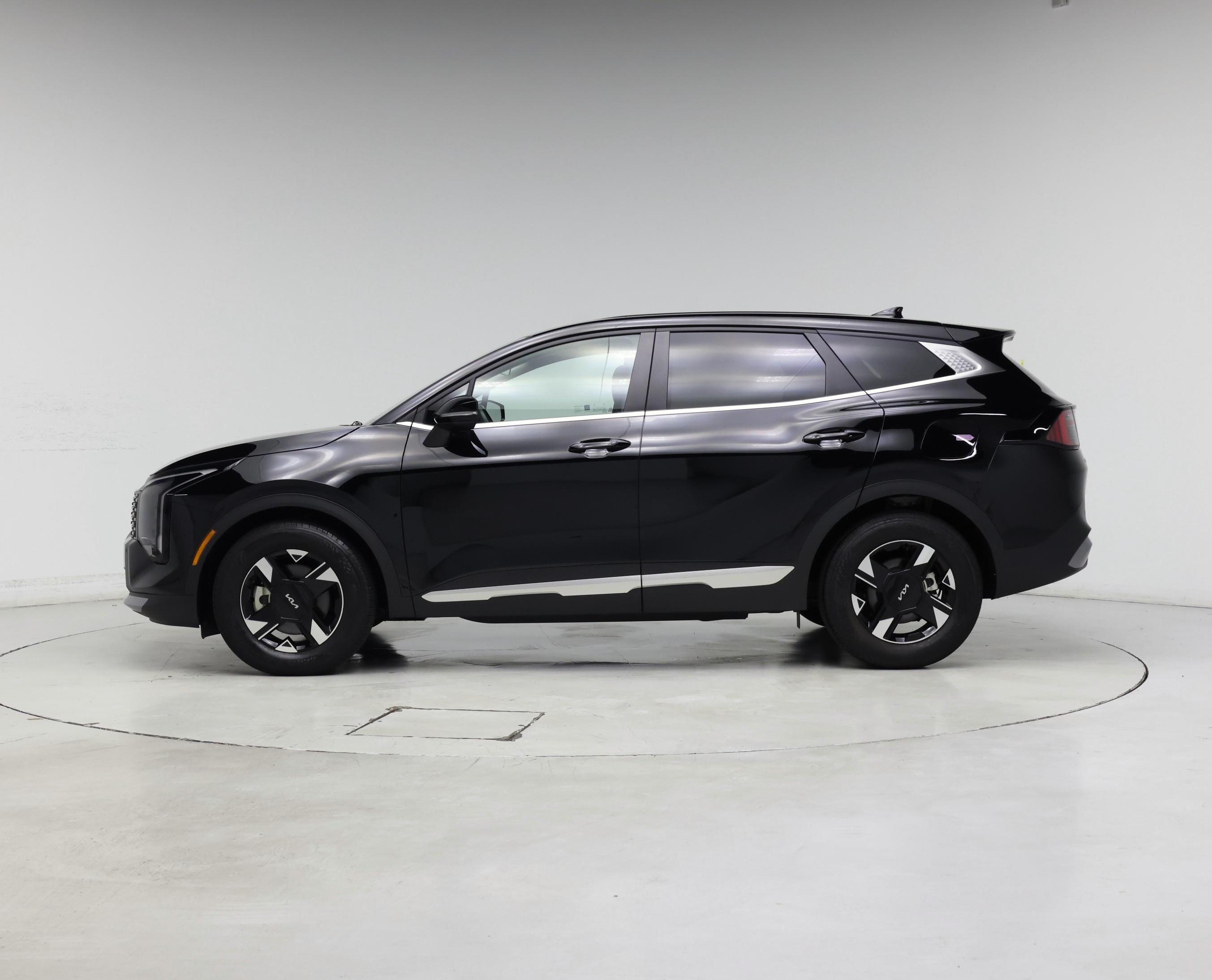 Thumbnail: 2026 Kia Sportage - 3
