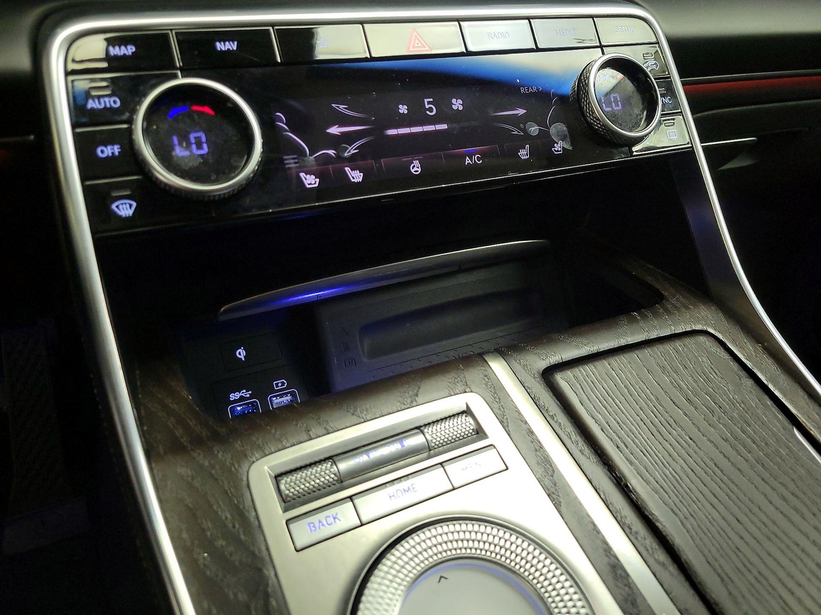 2021 GENESIS GV80 Standard - Photo 17