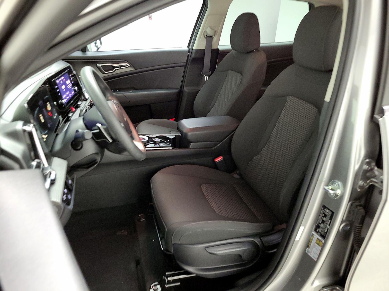 2023 Kia Sportage LX Hybrid - Photo 12