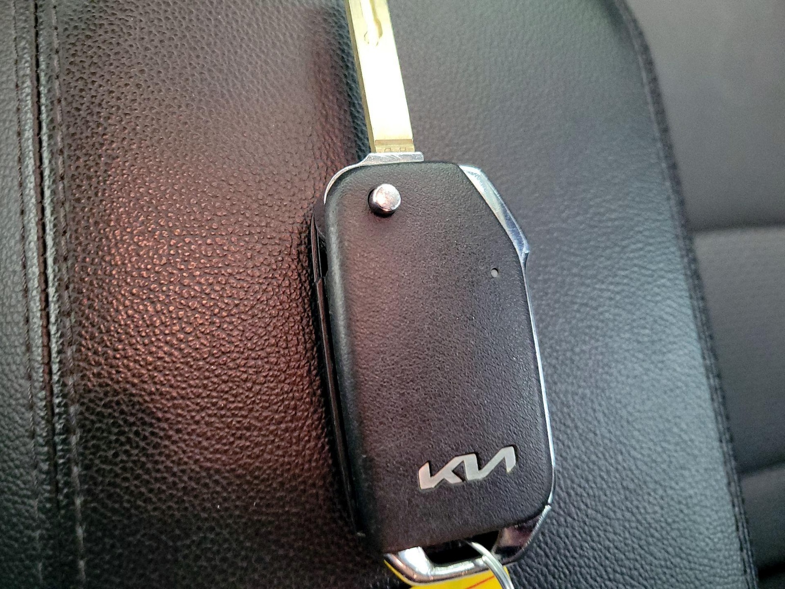 2023 Kia Sportage LX Hybrid - Photo 24