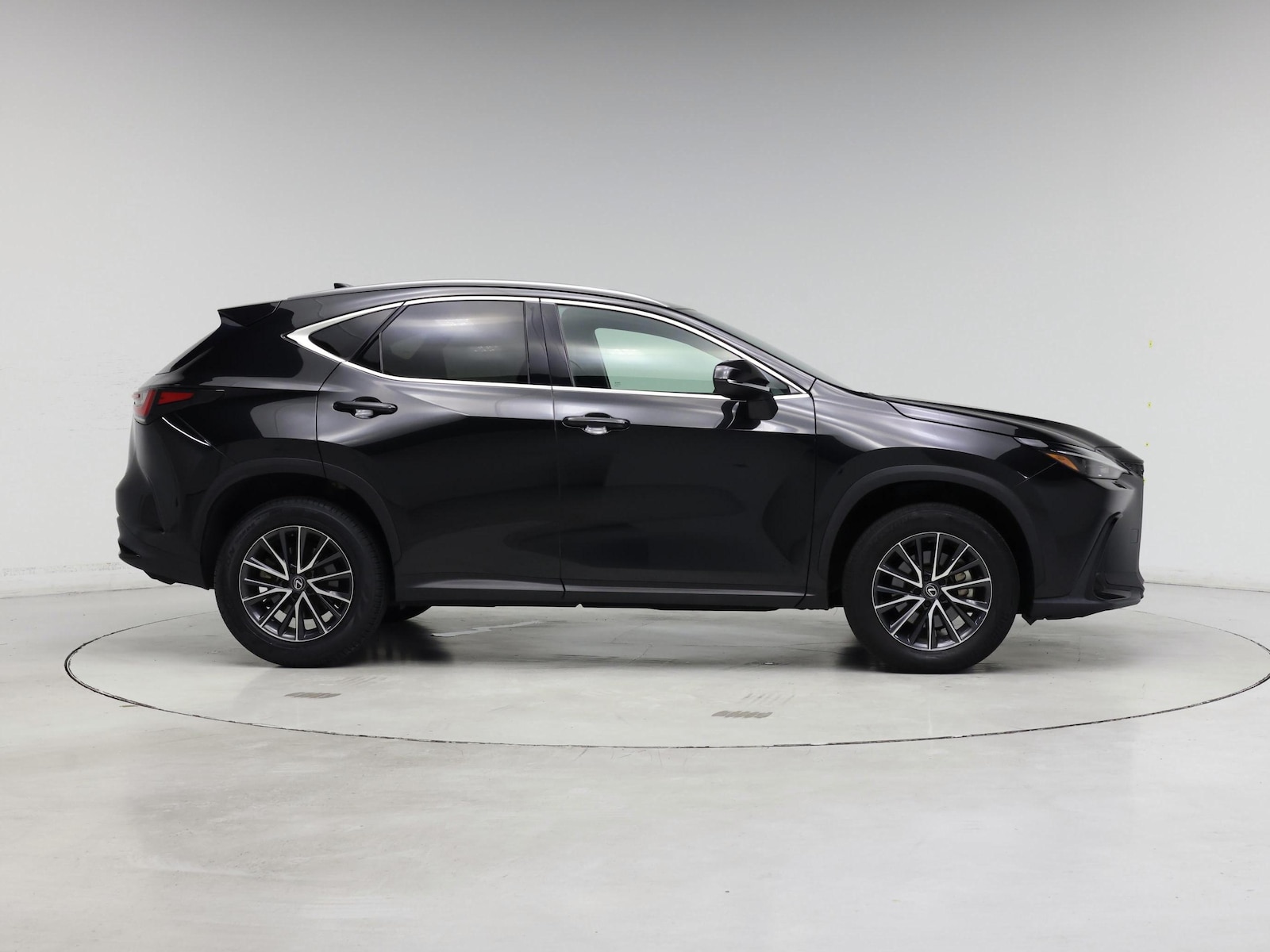 2024 Lexus NX 250 - Photo 8