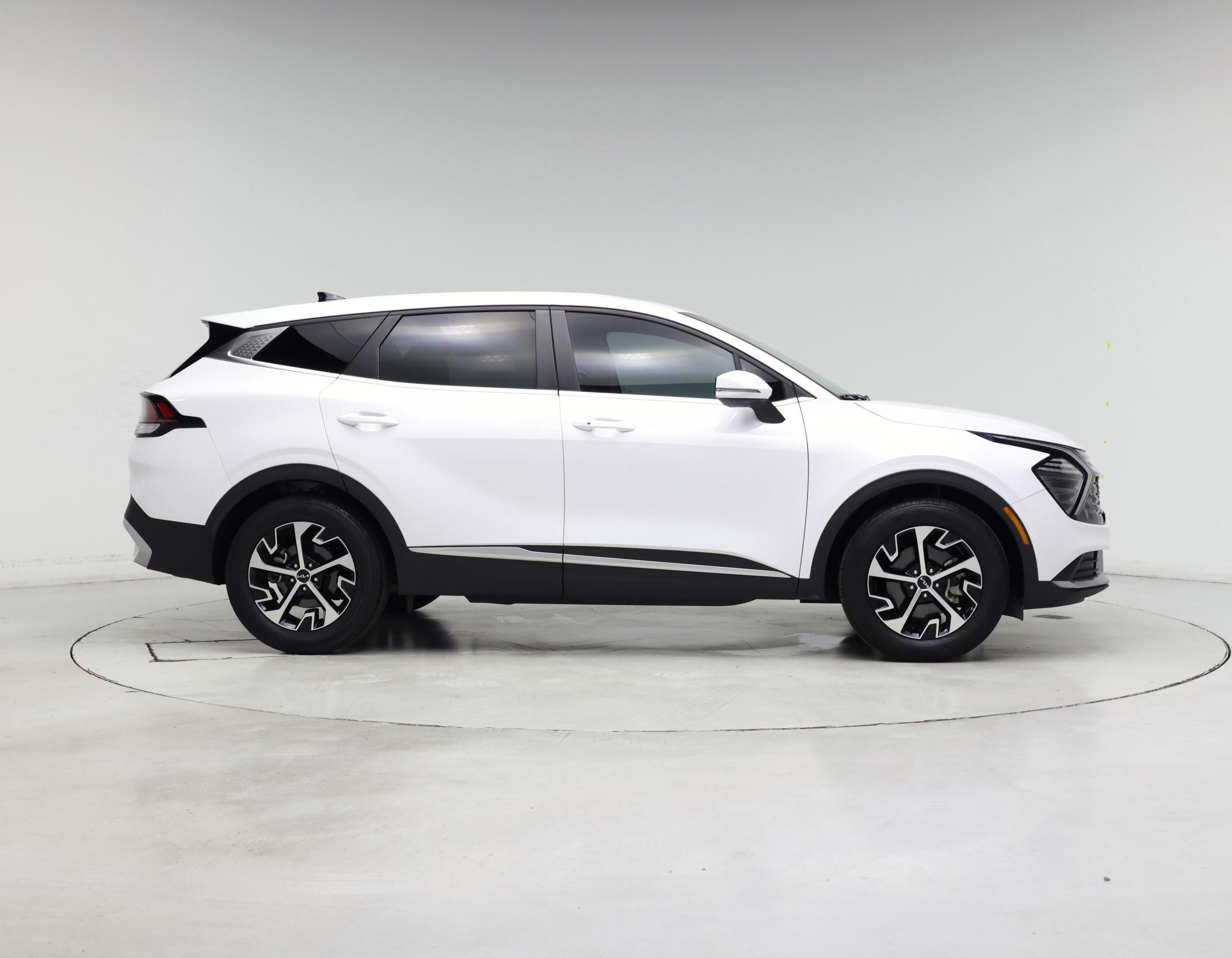 Thumbnail: 2024 Kia Sportage - 7