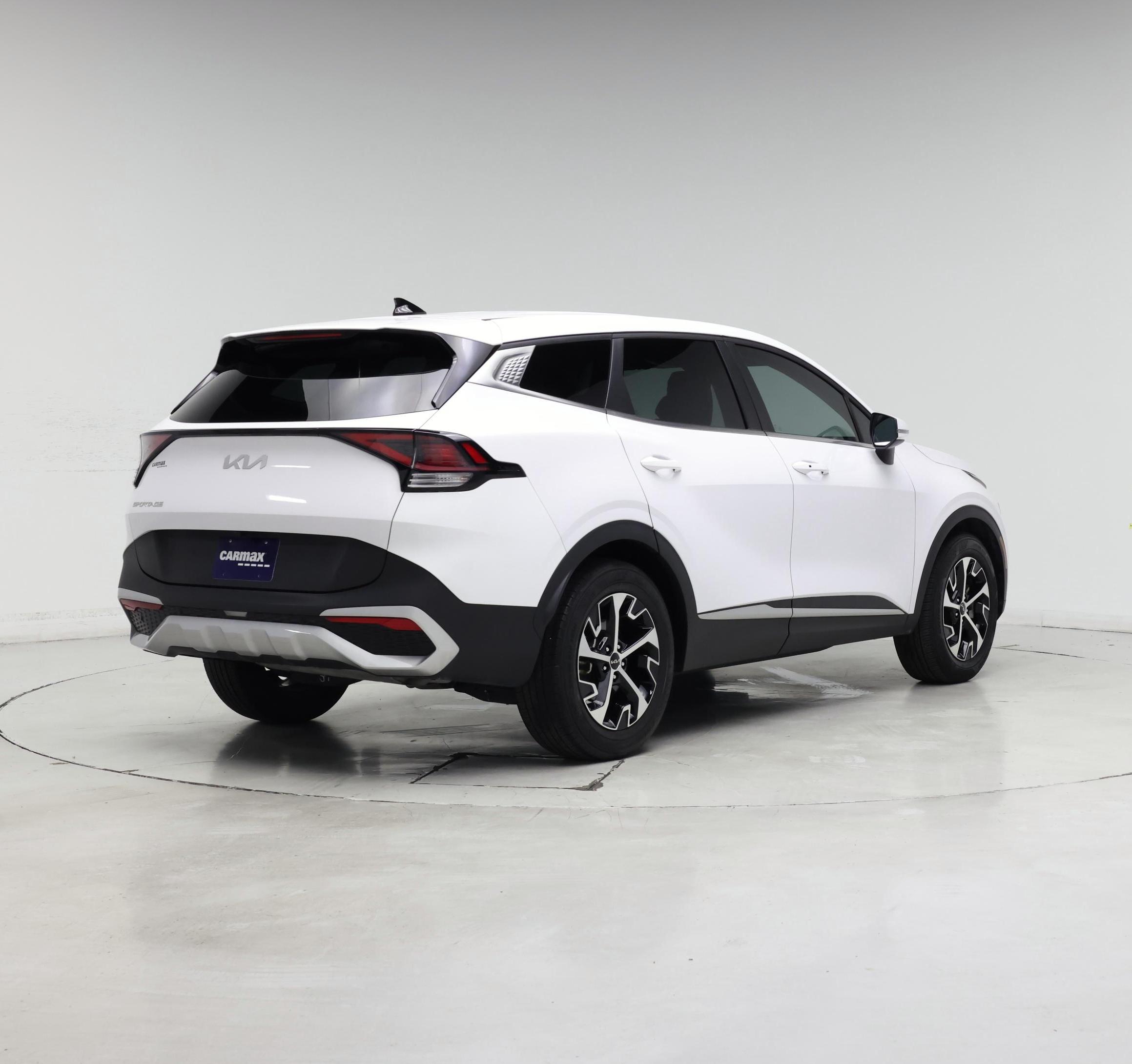 Thumbnail: 2024 Kia Sportage - 8