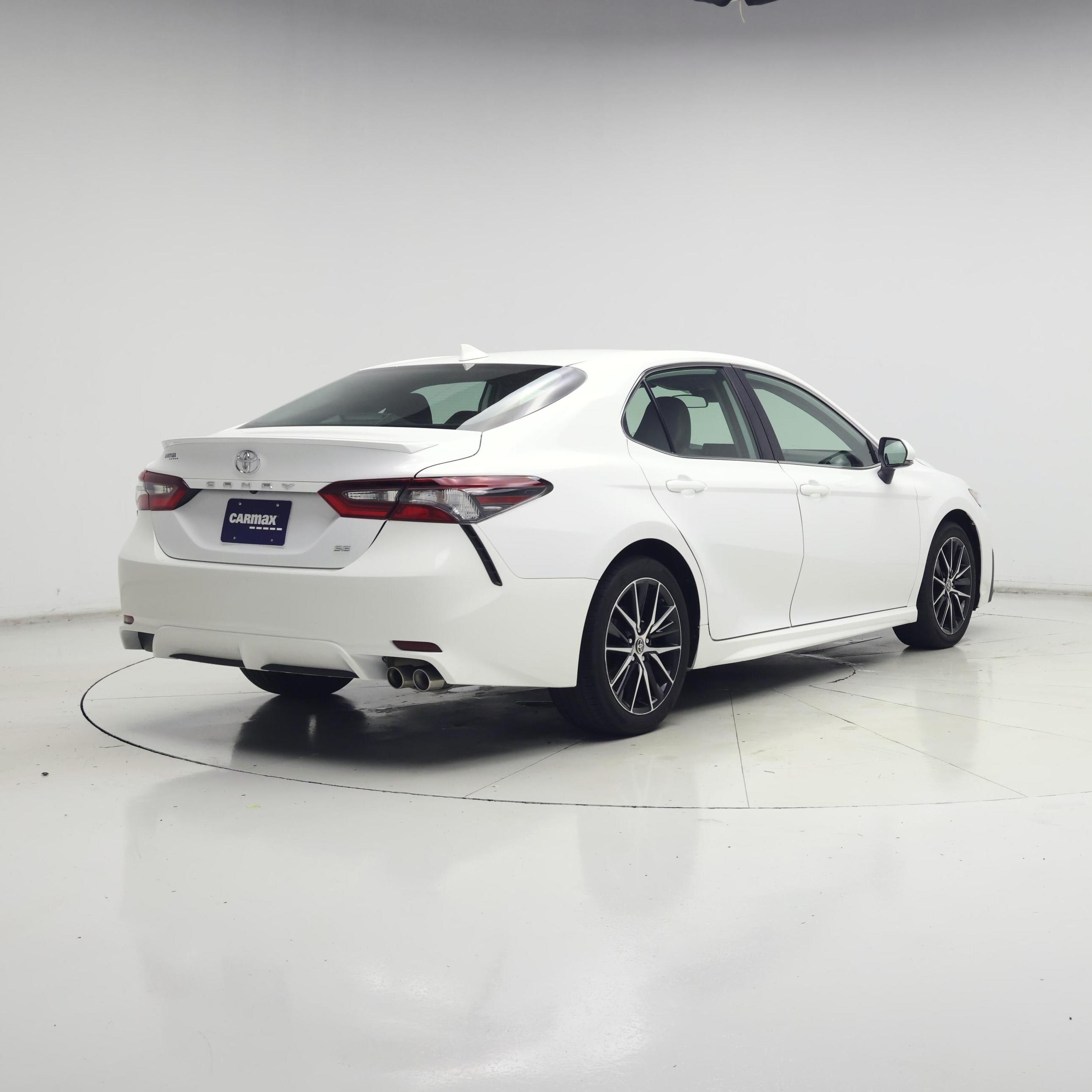 Thumbnail: 2024 Toyota Camry - 8