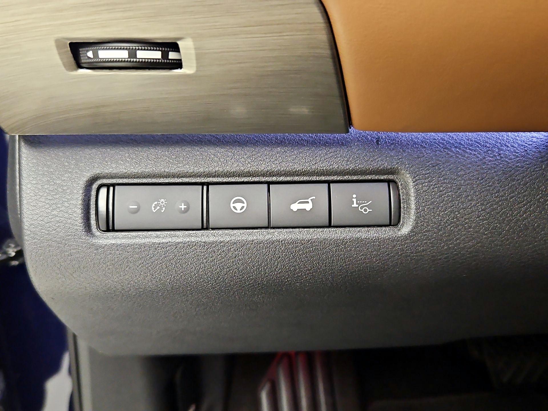 Thumbnail: 2023 Nissan Pathfinder - 13