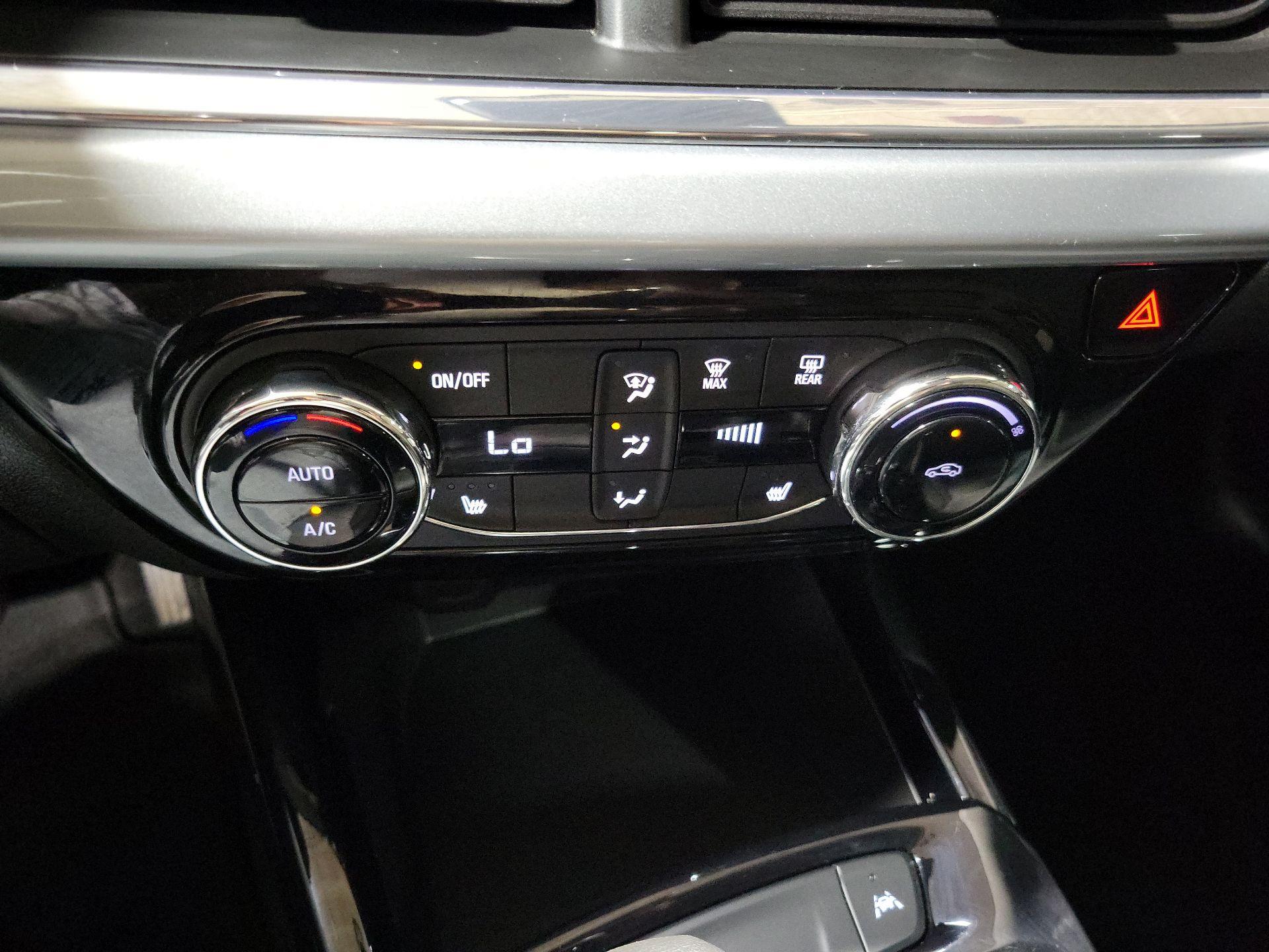 Thumbnail: 2025 Chevrolet Trax - 16